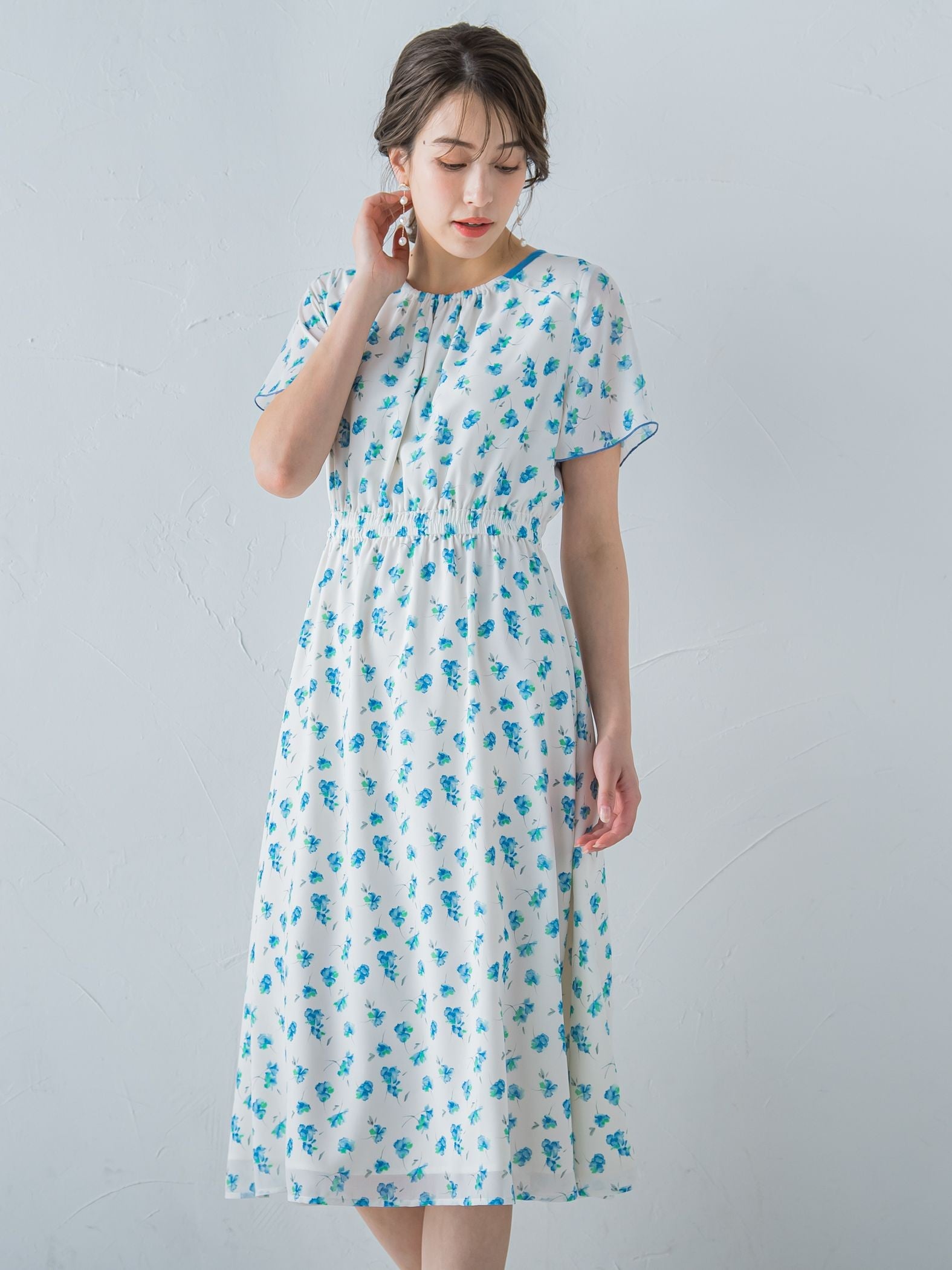 小花柄シアーワンピース ≪洗濯機で洗える≫