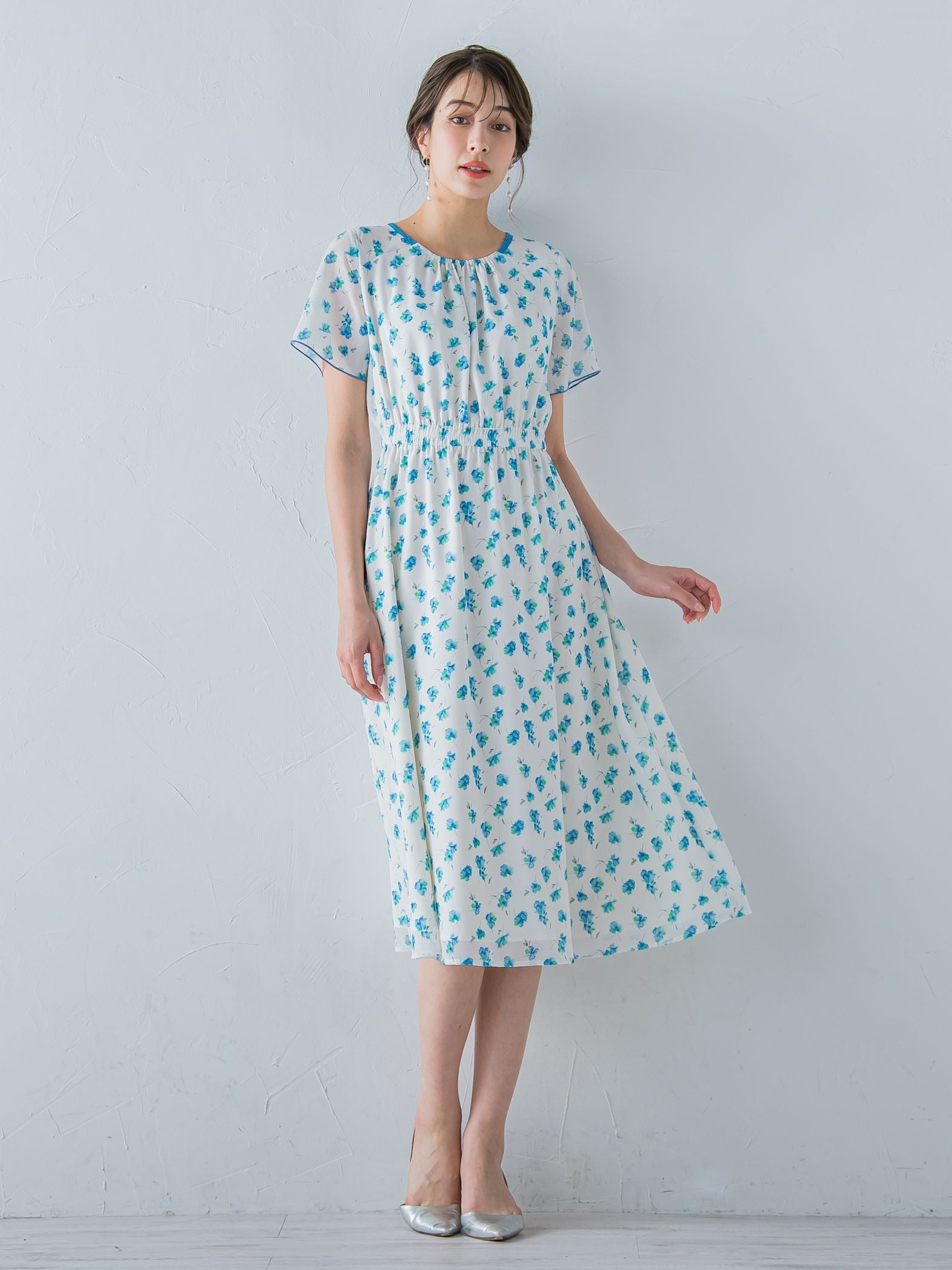 小花柄シアーワンピース ≪洗濯機で洗える≫