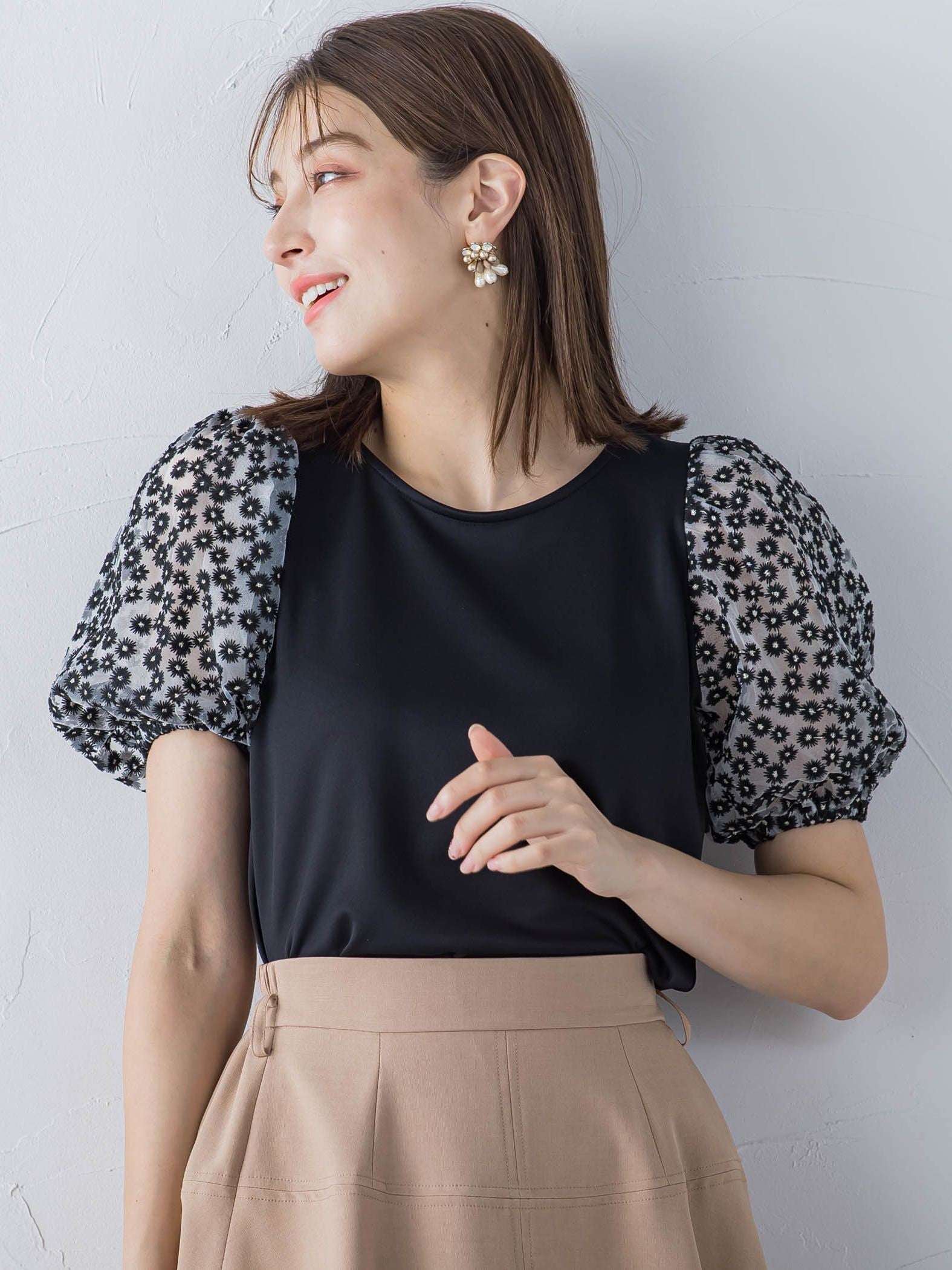 チュール刺繍ドッキングカットソー ≪手洗い可能≫