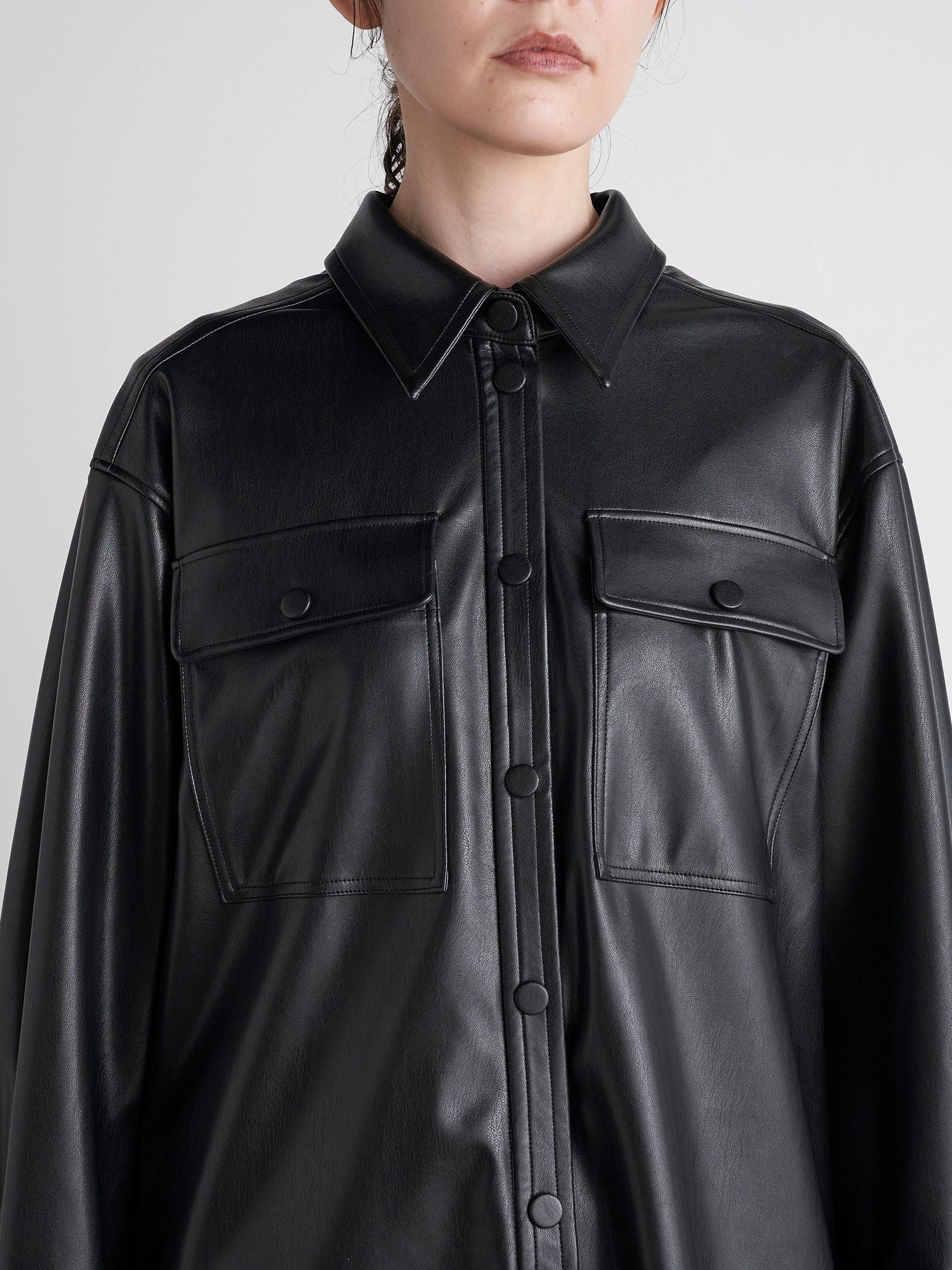 【大きいサイズ】【VEAGAN LEATHER】オーバーサイズレザーCPOシャツジャケット≪サスティナブル≫