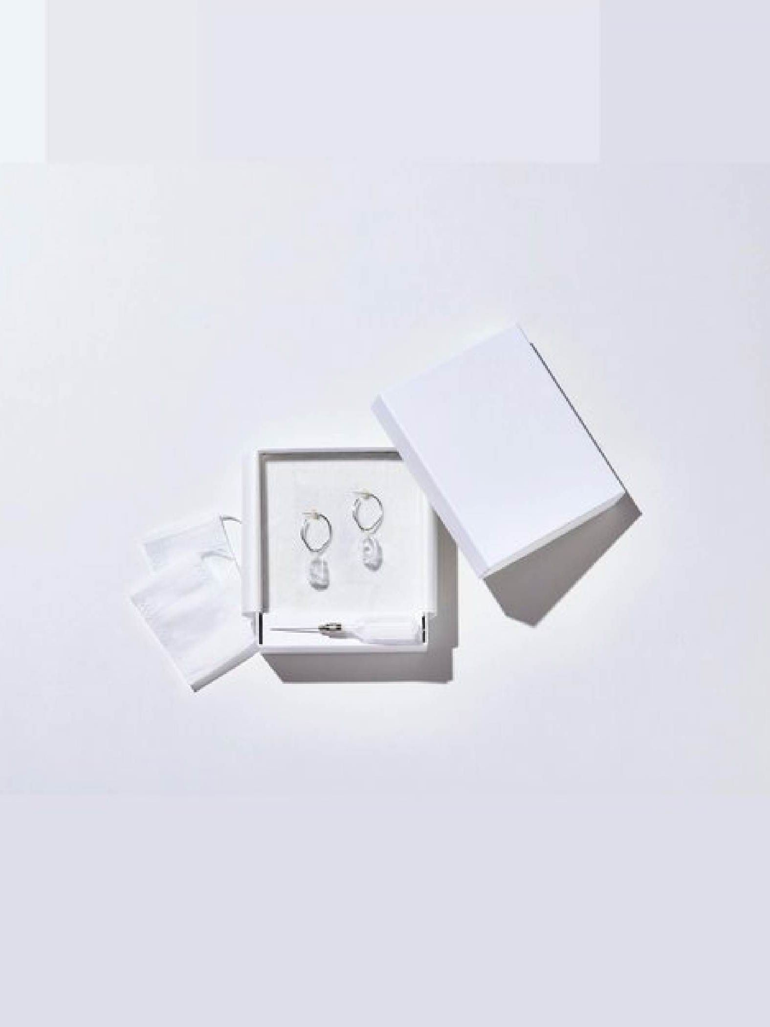 【JLounge限定】《 Venus pierce 》 パフュームガラスピアス