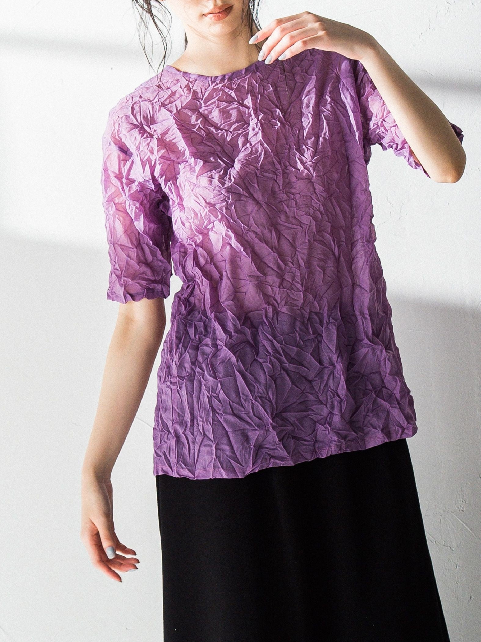 ナチュラルな洗いざらし感 プリーツシアーTシャツ
