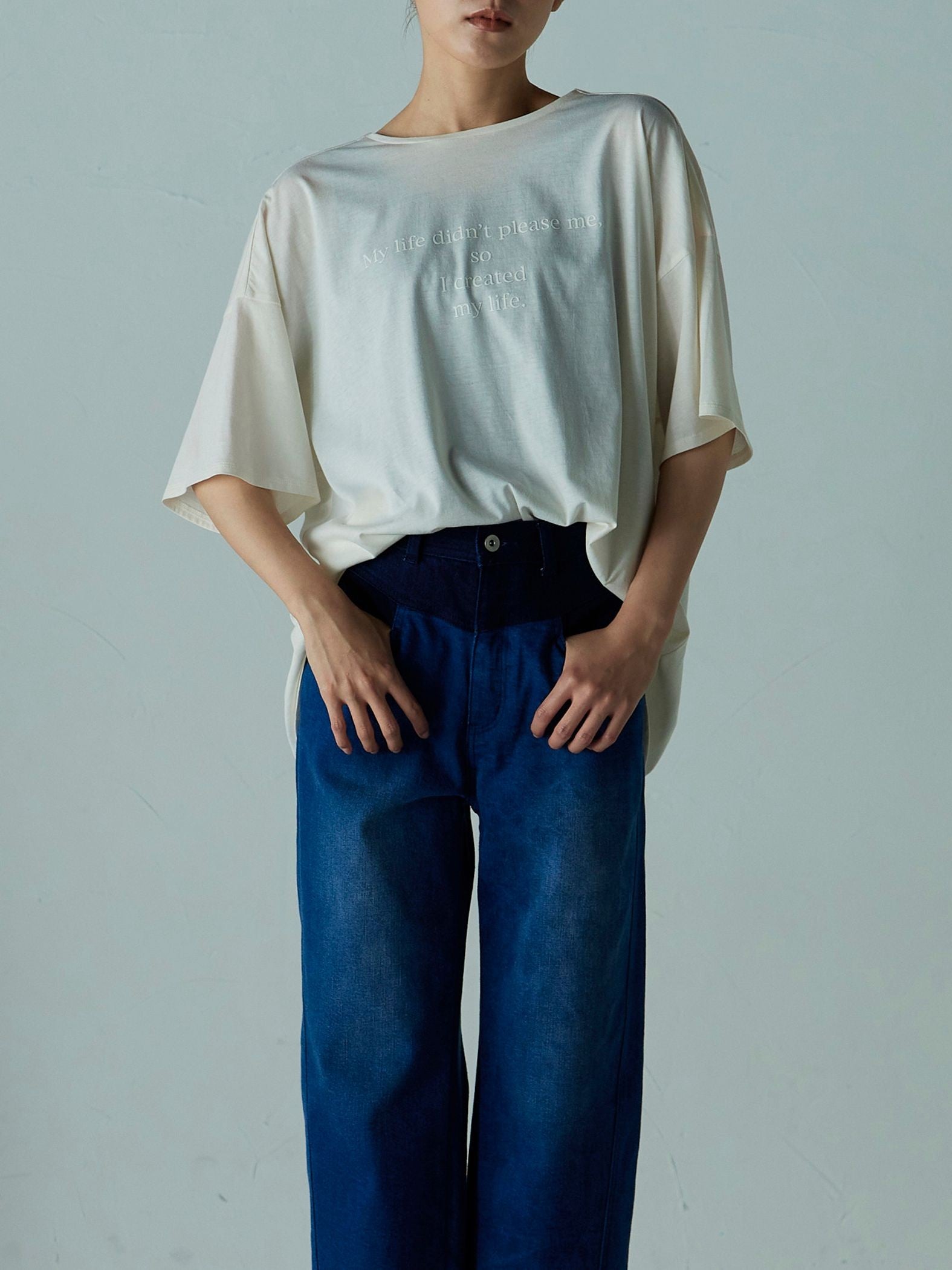 2つの顔が楽しめる 2WAY厚盛ロゴTシャツ ≪PREMIUM COTTON≫