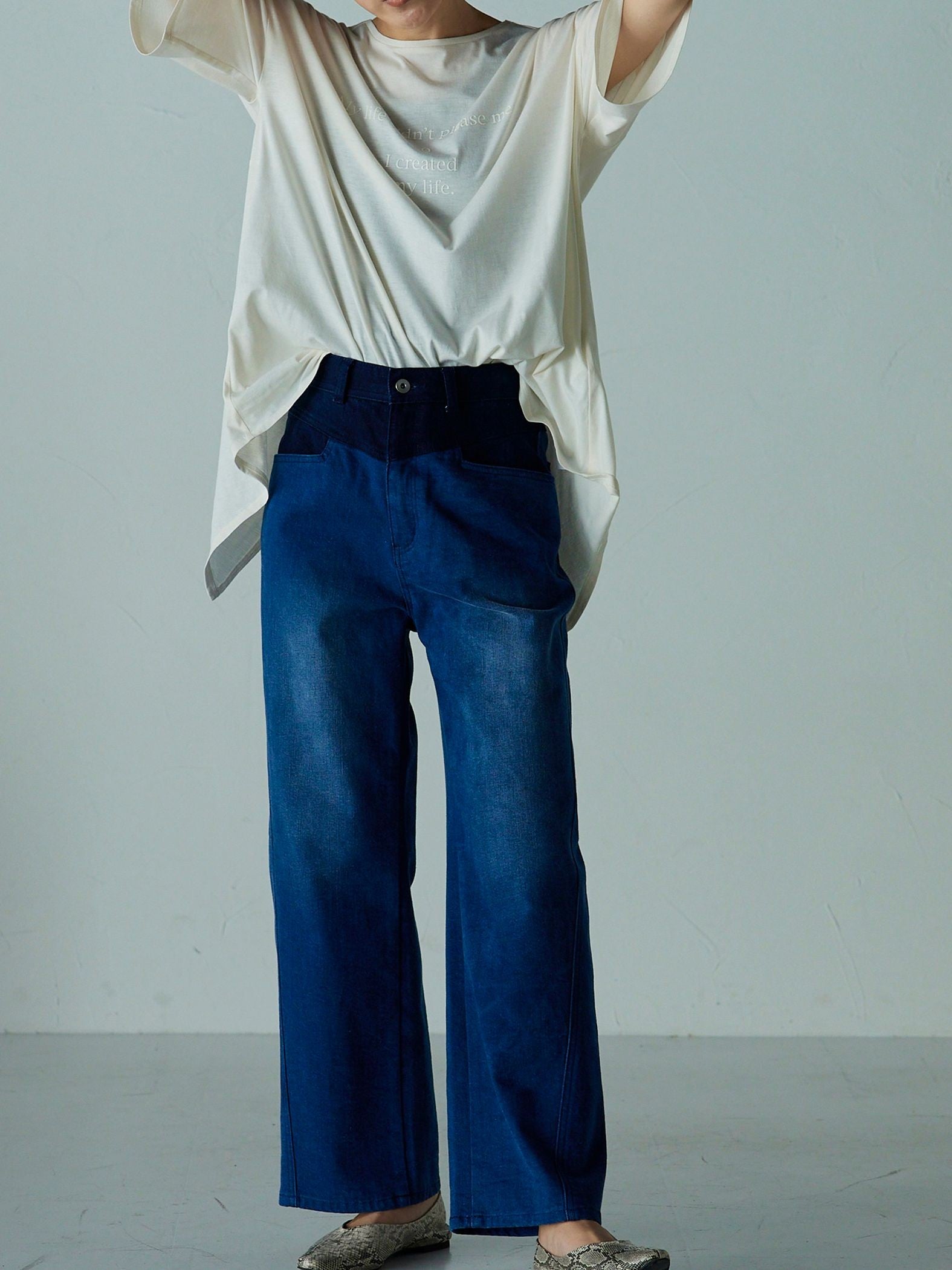 2つの顔が楽しめる 2WAY厚盛ロゴTシャツ ≪PREMIUM COTTON≫
