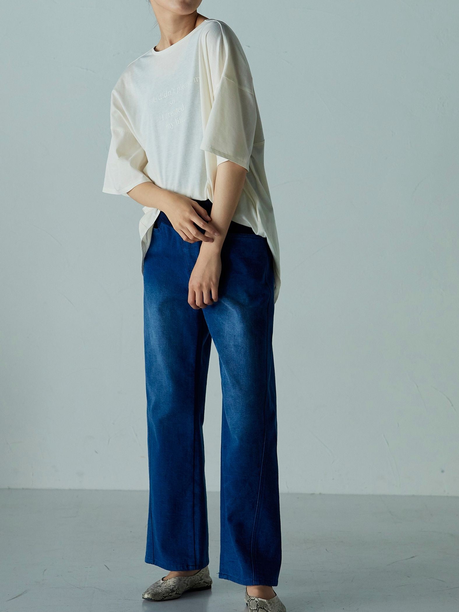 2つの顔が楽しめる 2WAY厚盛ロゴTシャツ ≪PREMIUM COTTON≫