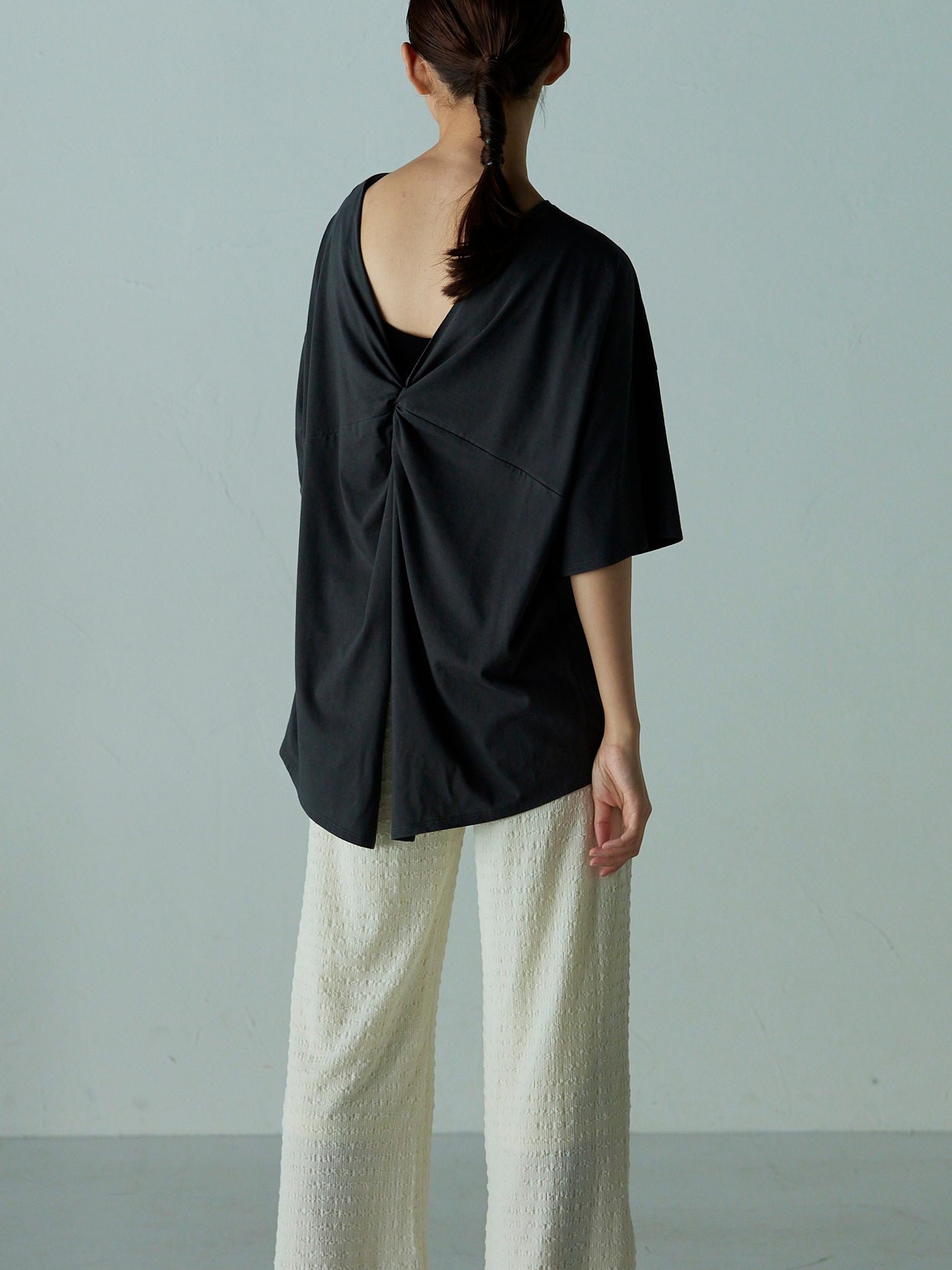 2つの顔が楽しめる 2WAY厚盛ロゴTシャツ ≪PREMIUM COTTON≫