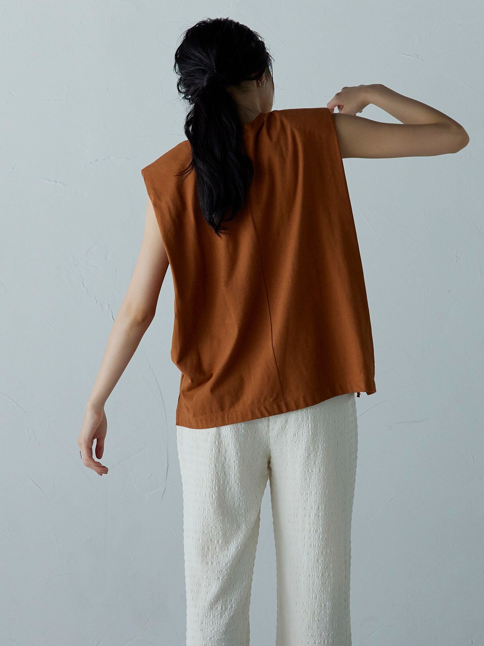 肩パット付きフレンチスリーブTOPS