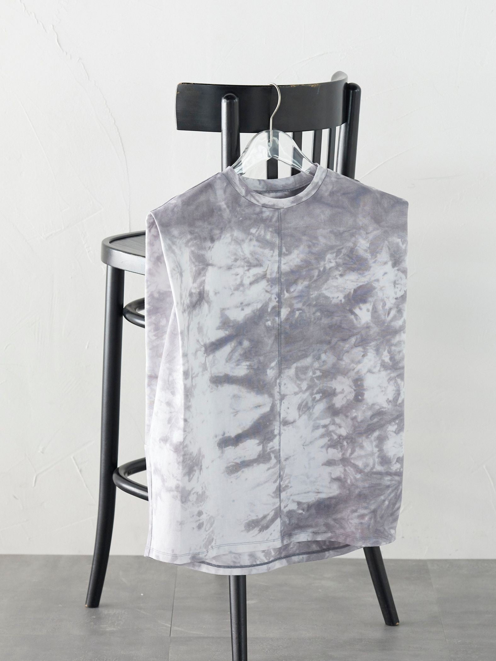 モードで上品 オシャレ度上がる タイダイプリントTシャツ