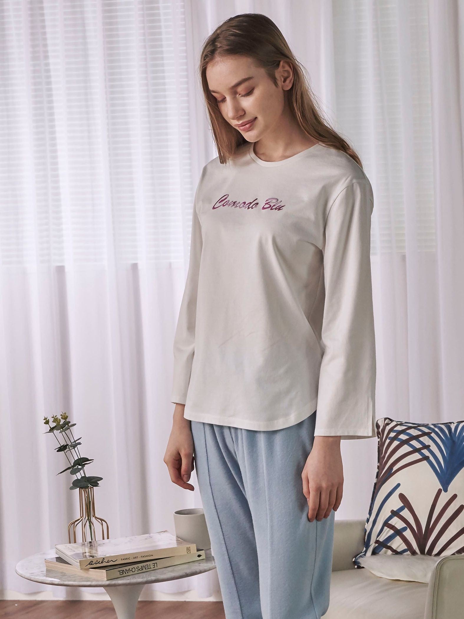 発砲プリントロングTシャツ