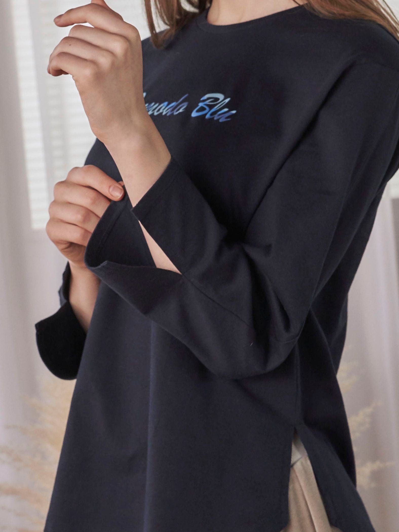 発砲プリントロングTシャツ