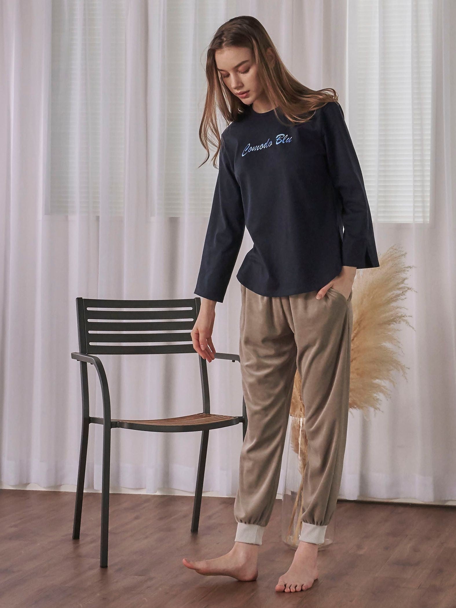 発砲プリントロングTシャツ