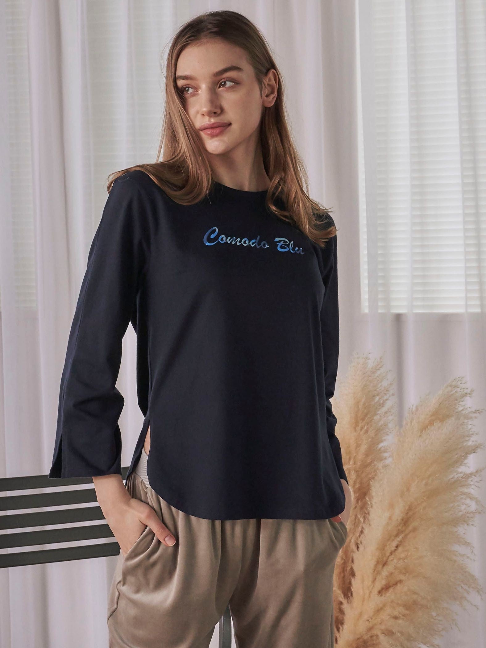 発砲プリントロングTシャツ