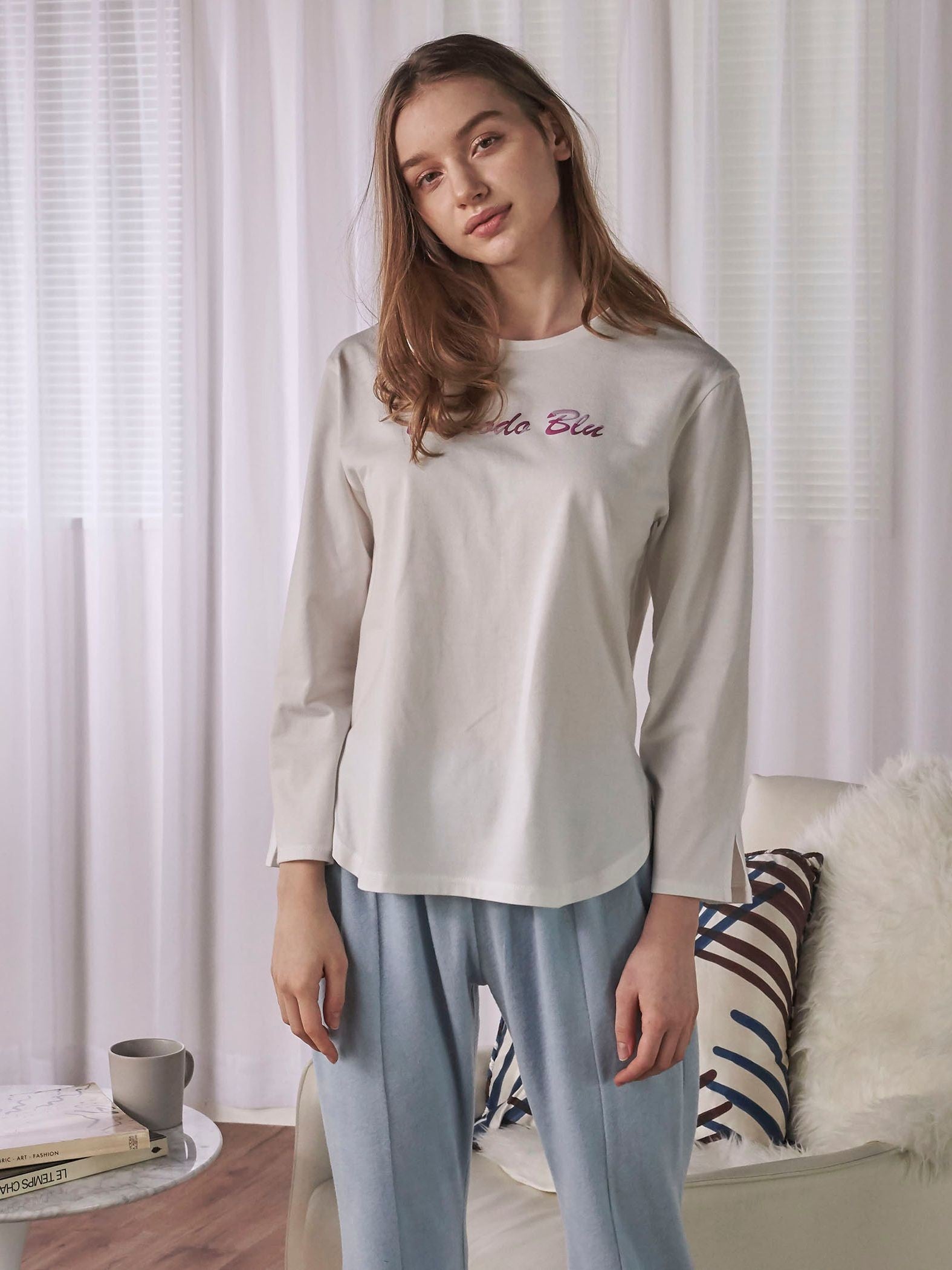 発砲プリントロングTシャツ