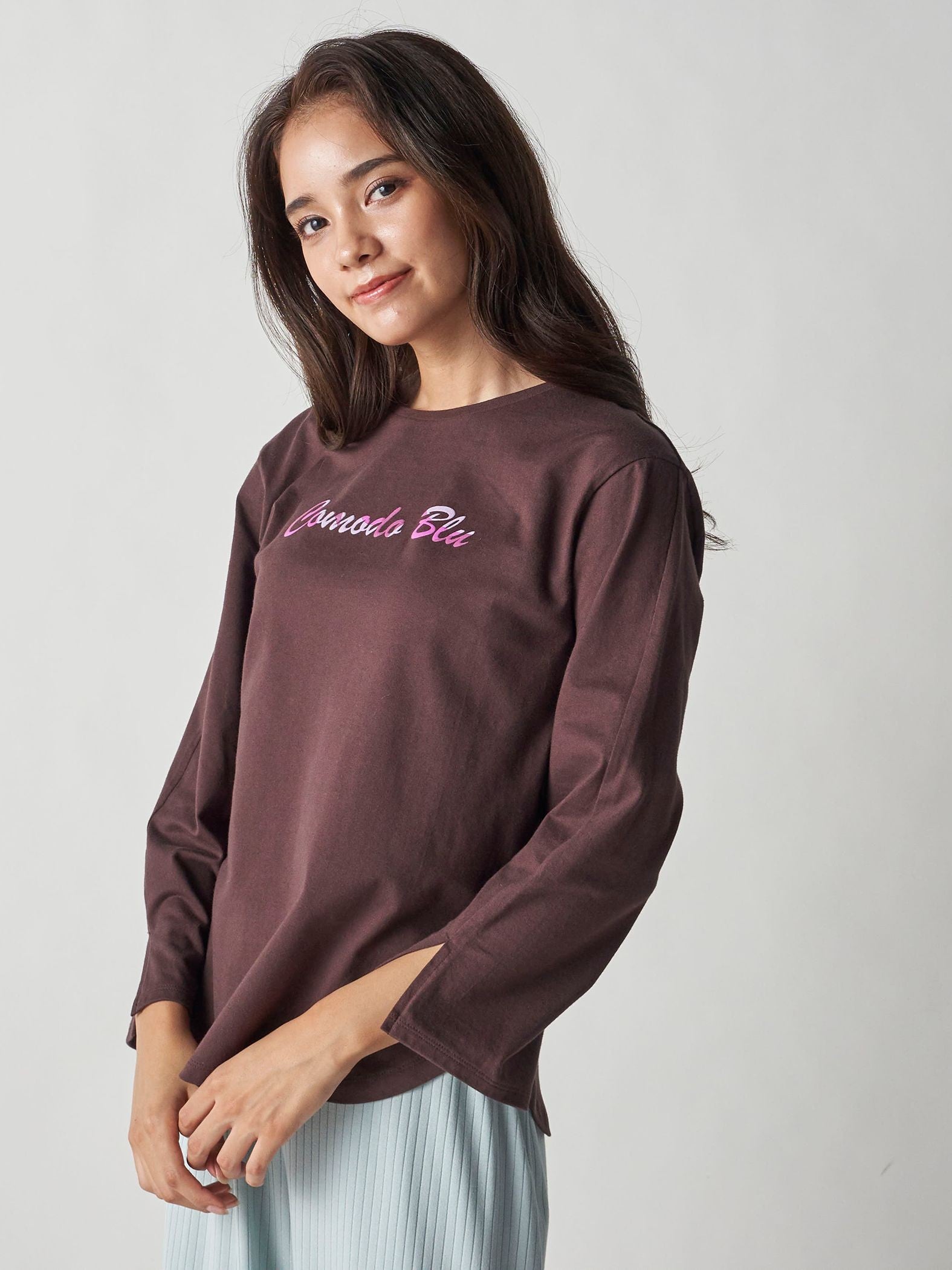 発砲プリントロングTシャツ