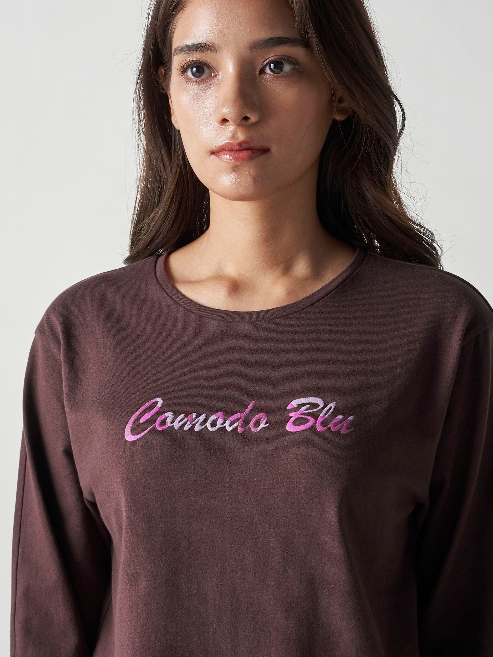 発砲プリントロングTシャツ