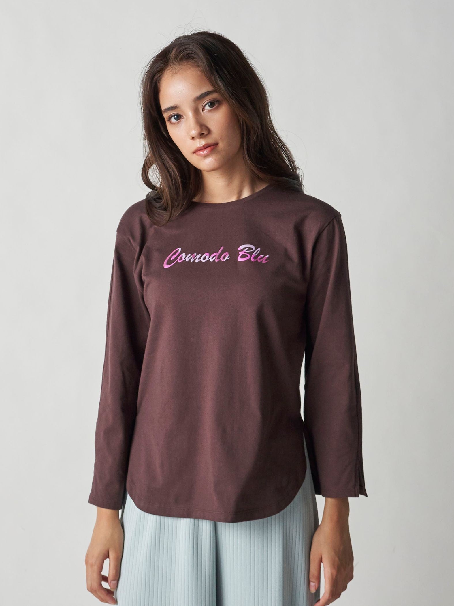 発砲プリントロングTシャツ