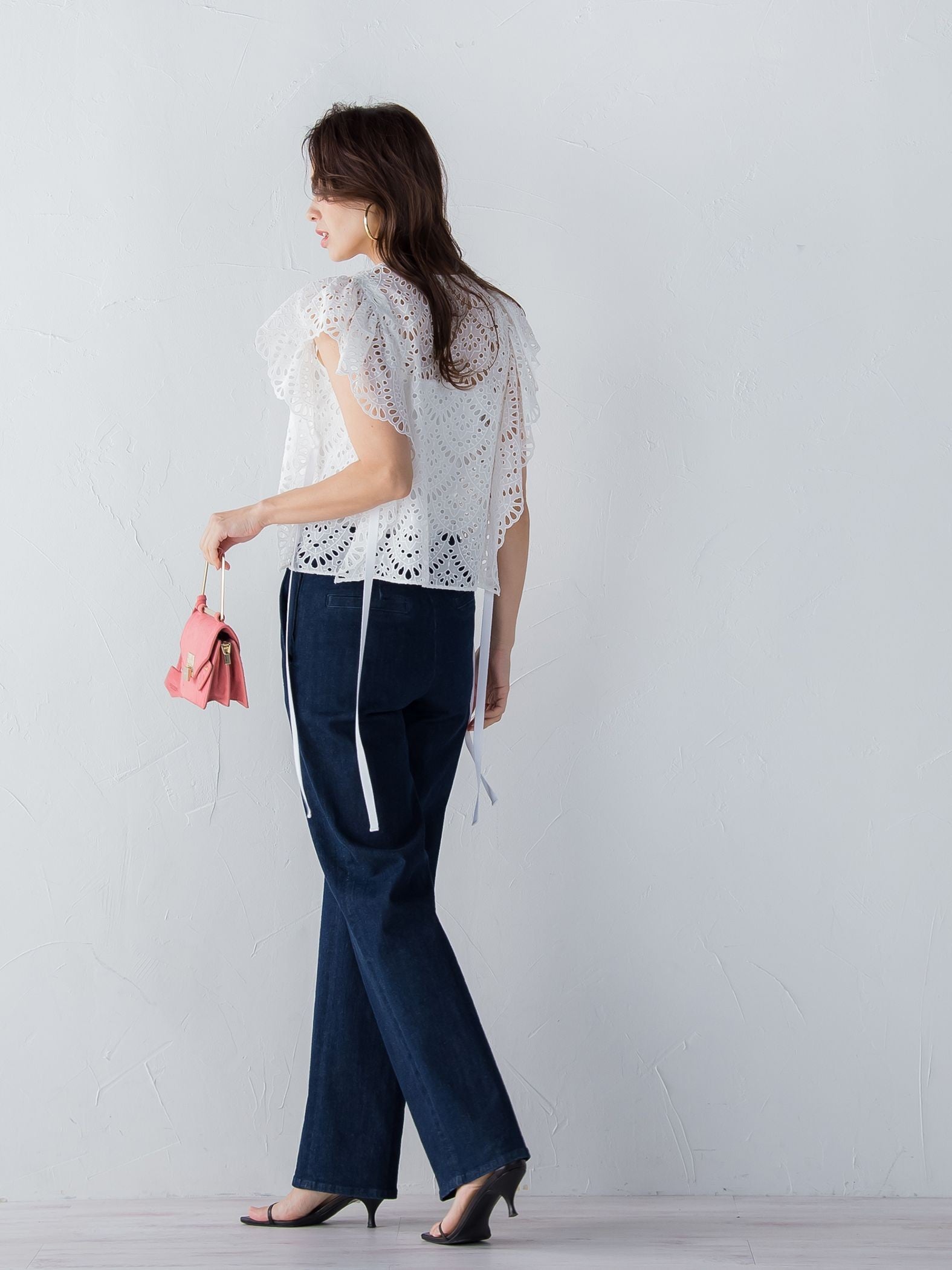 コットンレース刺繍袖ラッフルブラウス≪SET UP対応≫