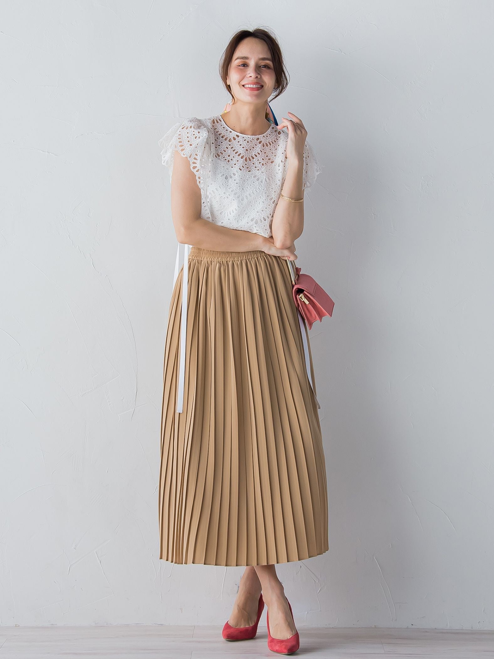コットンレース刺繍袖ラッフルブラウス≪SET UP対応≫