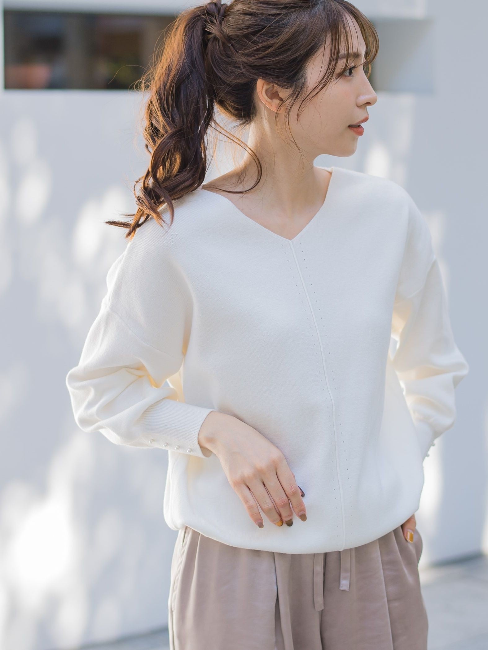 【定番人気アイテム新色登場】袖パールニット《手洗い可能》