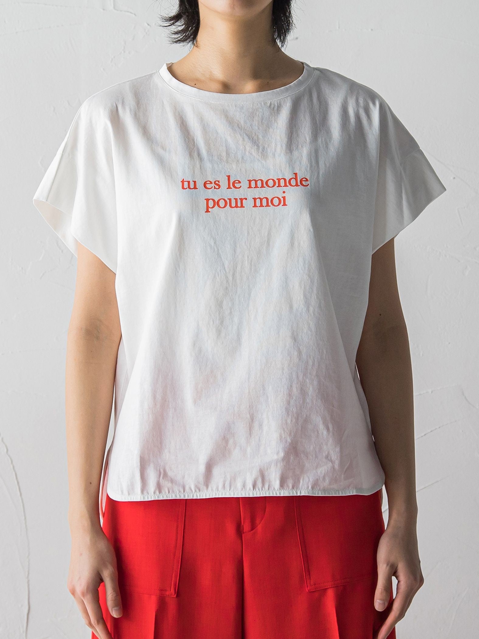 星刺繍タックショルダーロゴTシャツ≪洗濯機で洗える≫