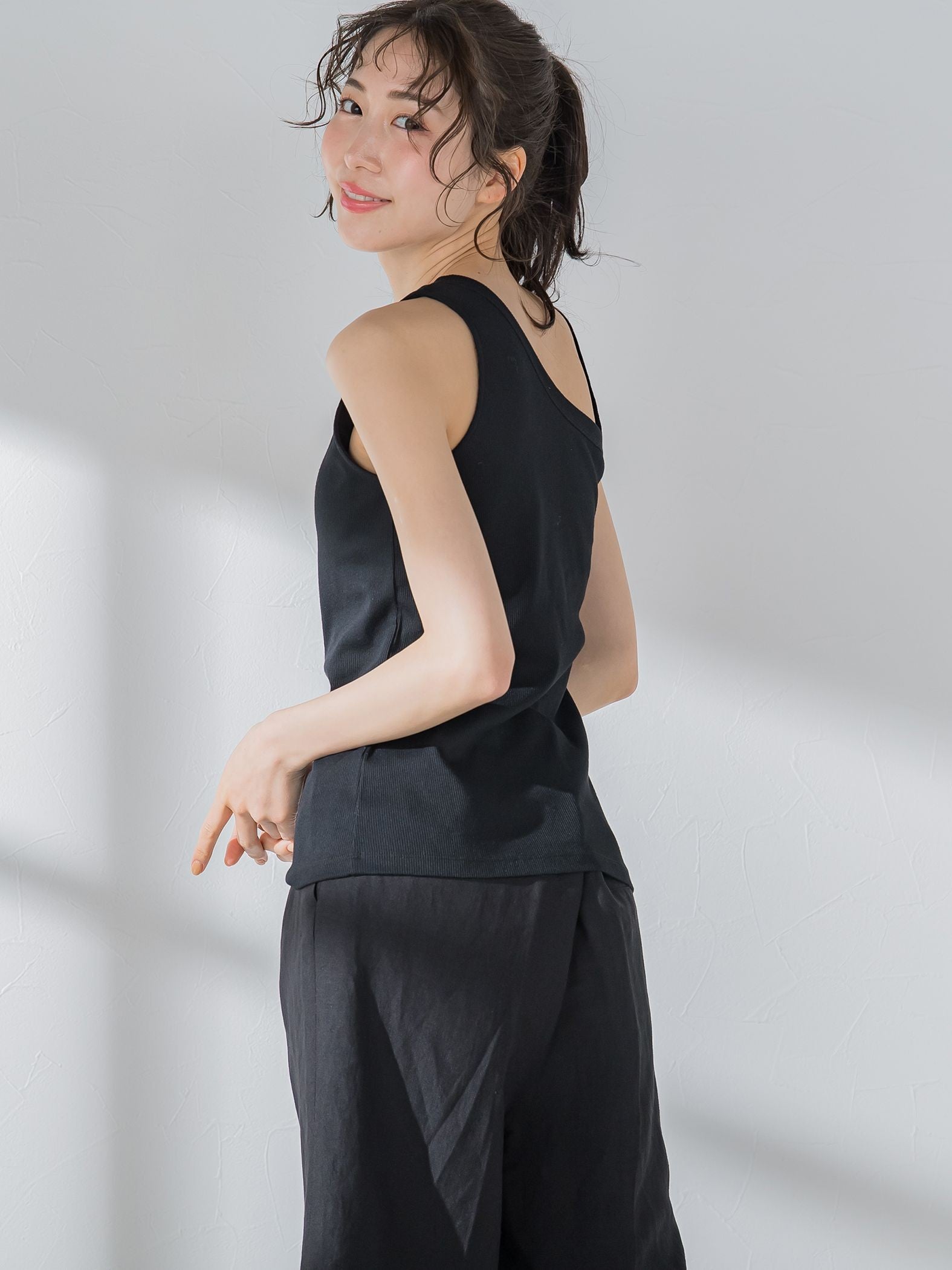 【大人女子のための優秀タンク】パット付アシメリブ《洗濯機で洗える》
