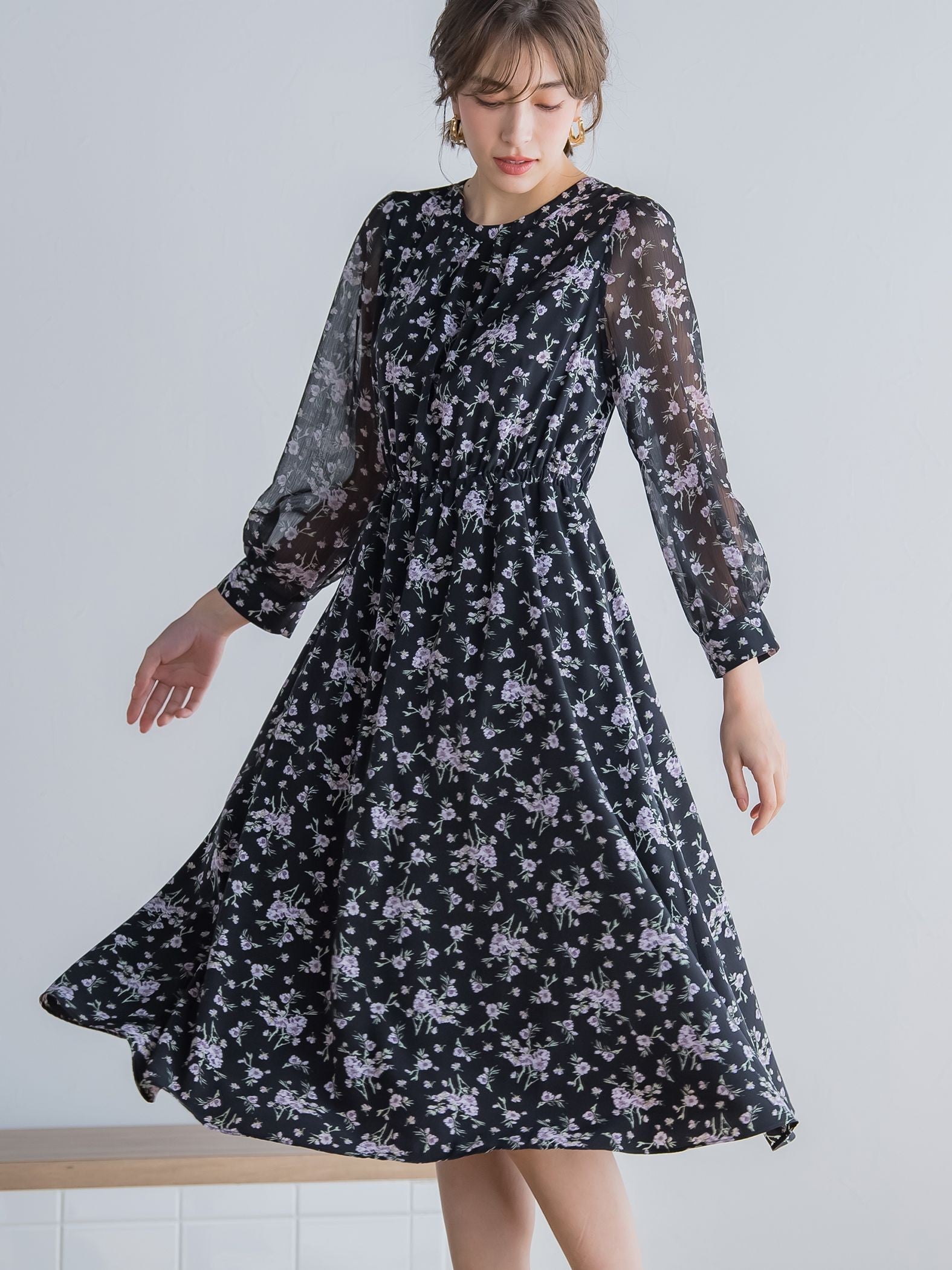 花柄シフォンワンピース ≪洗濯機で洗える≫