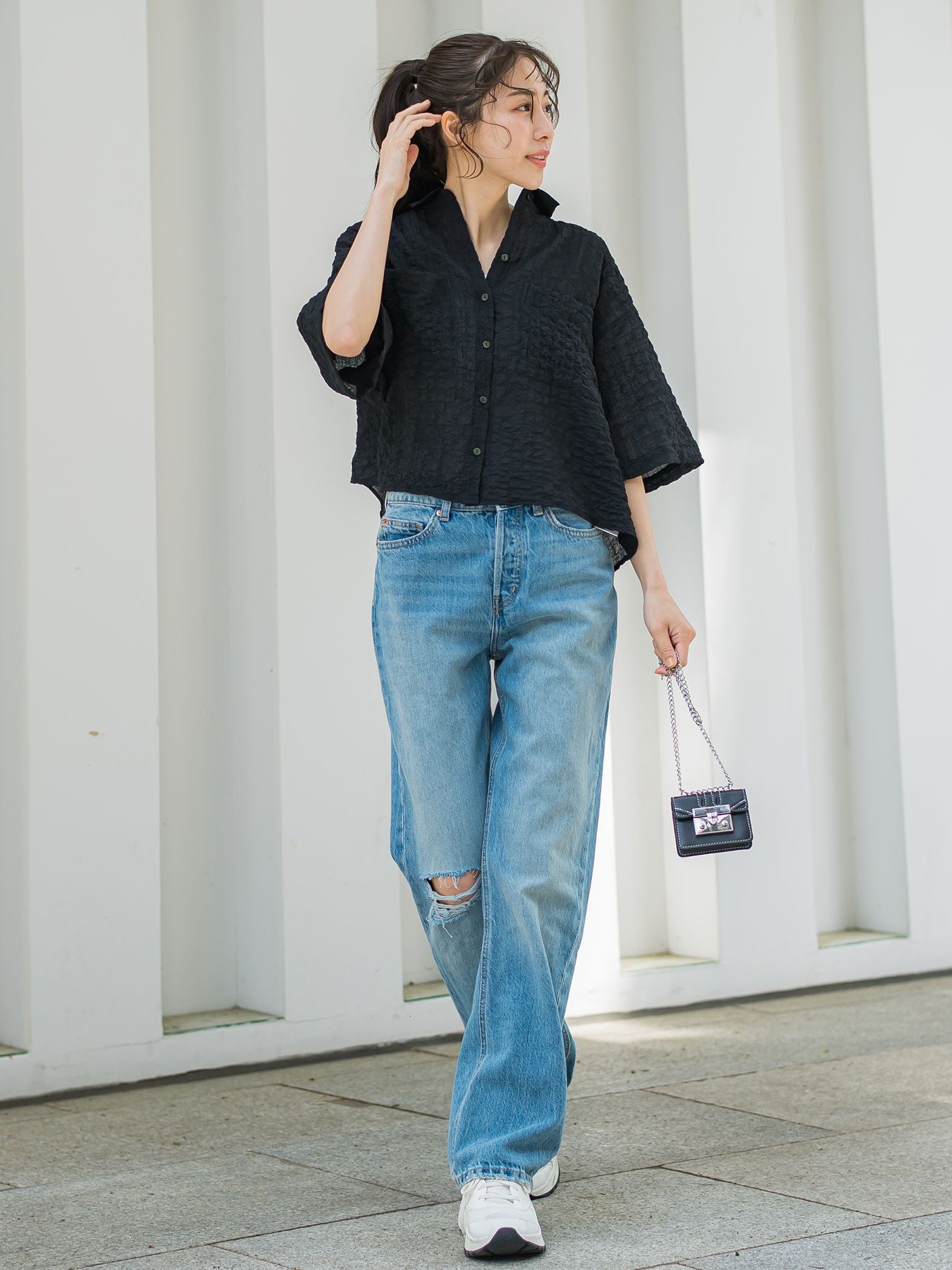 【ぽこぽこと立体的な素材感がかわいい】ショート丈リネンライクシャツ《手洗い可能》