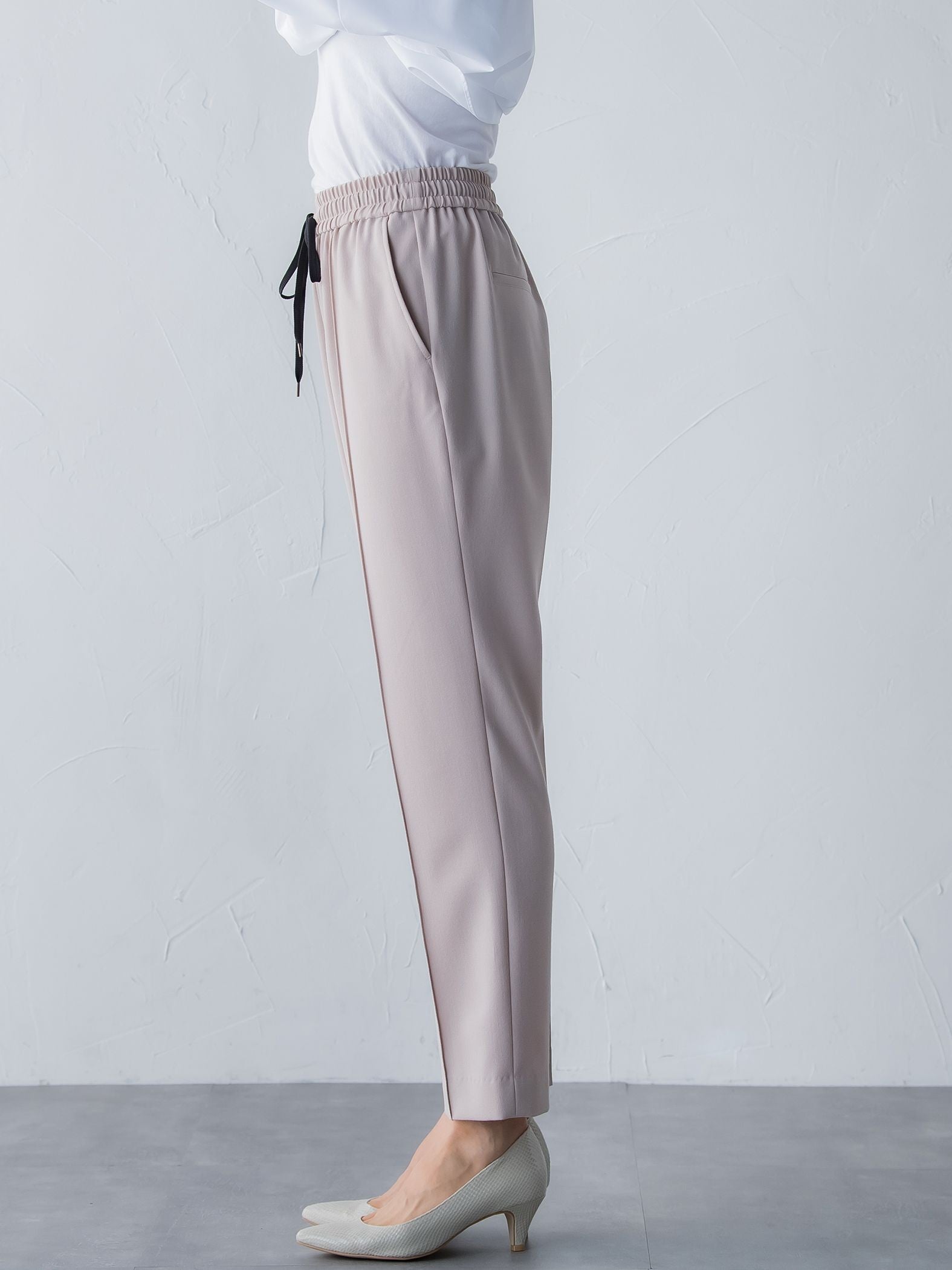 ドロストテーパードパンツ≪洗濯機で洗える≫