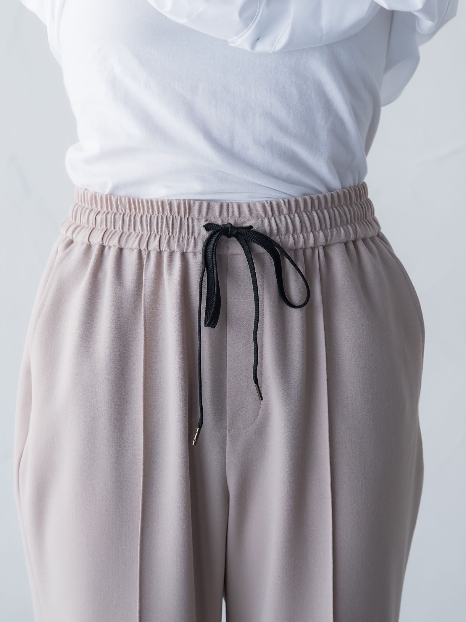 ドロストテーパードパンツ≪洗濯機で洗える≫