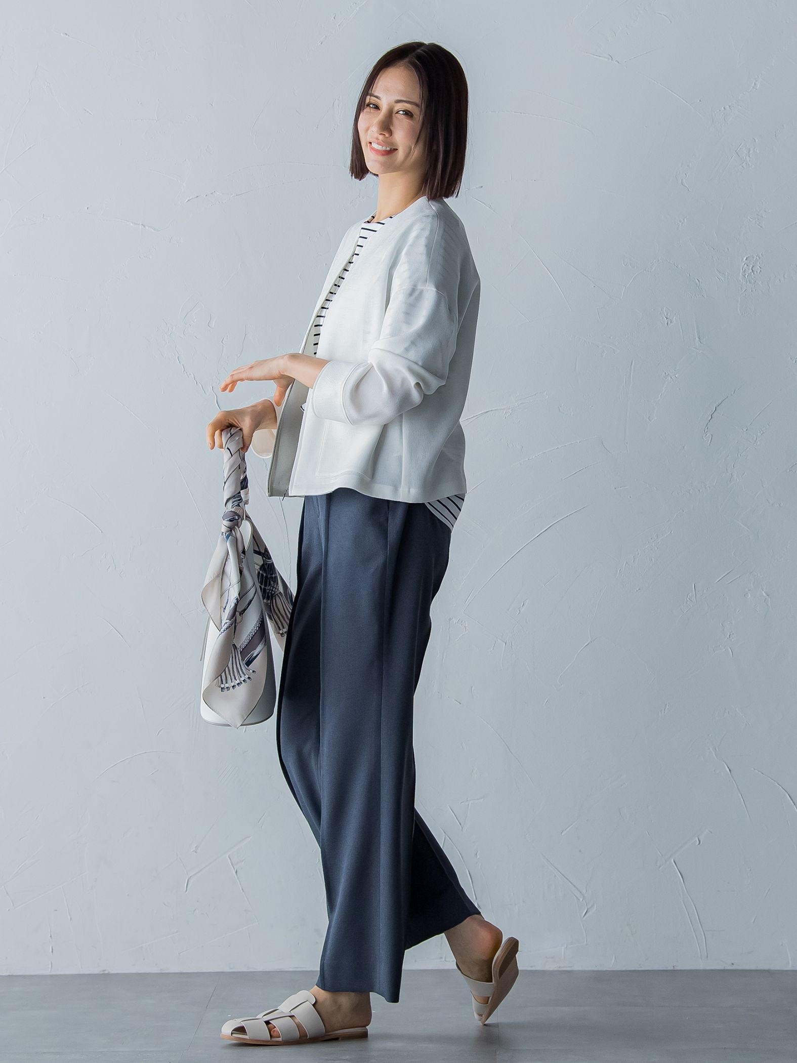 アリシアリノスタイルアップワイドパンツ≪洗濯機で洗える/シワになりにくい/ストレッチ/セットアップ≫