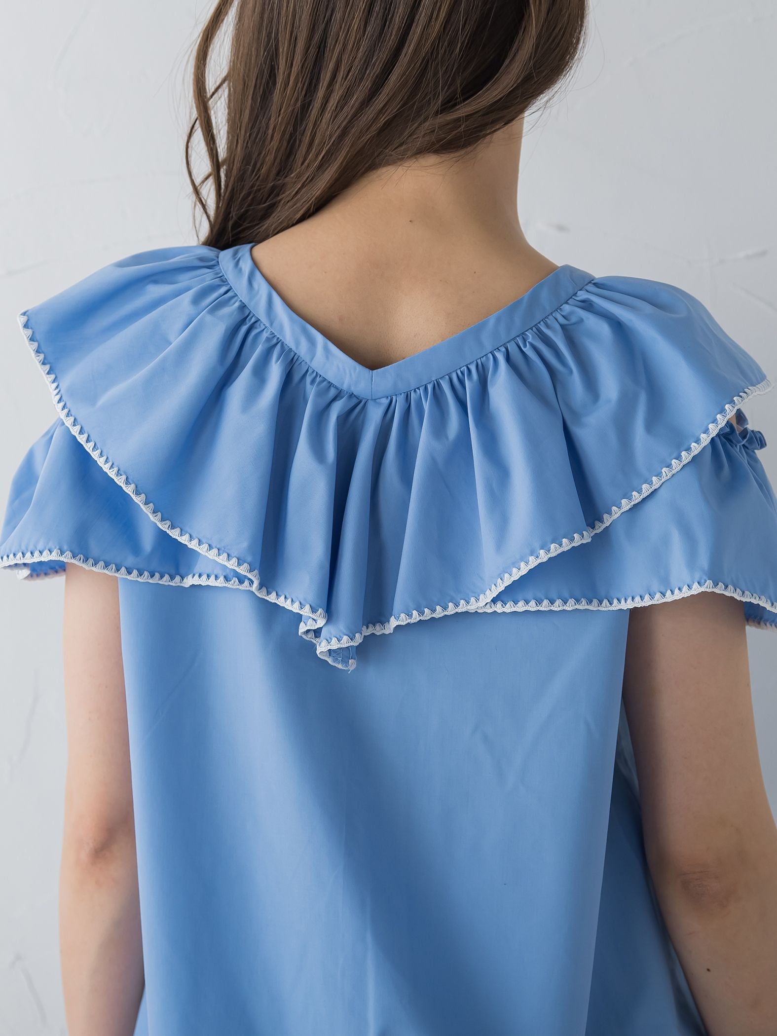配色刺繍フリルブラウス≪手洗い可能≫
