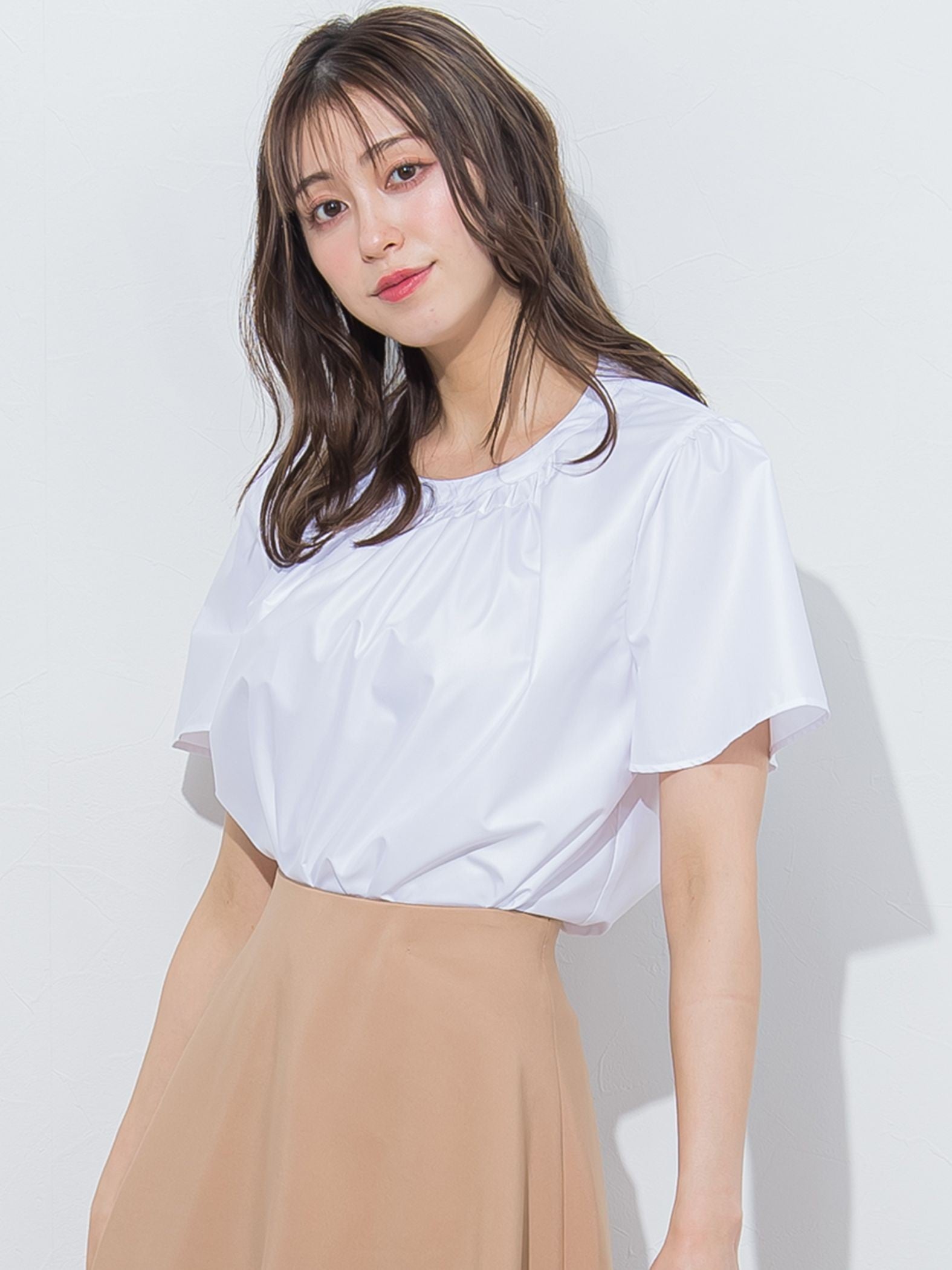 ピンタック半袖ブラウス≪洗濯機で洗える≫