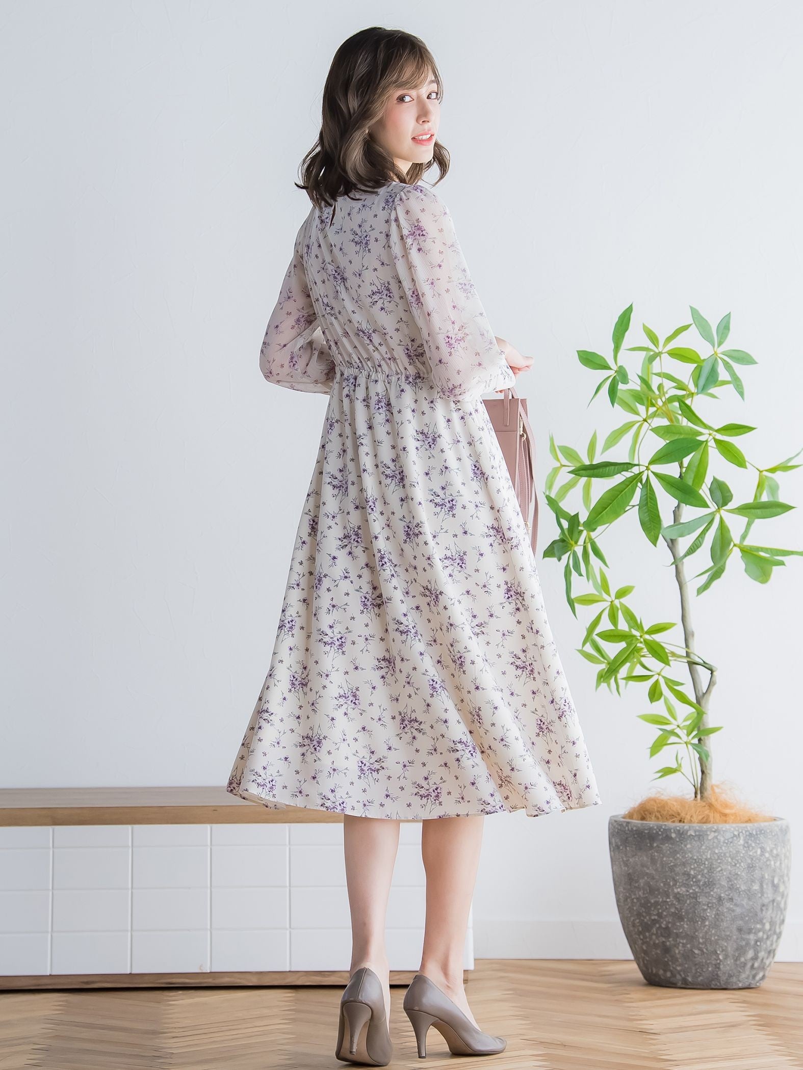 花柄シフォンワンピース ≪洗濯機で洗える≫