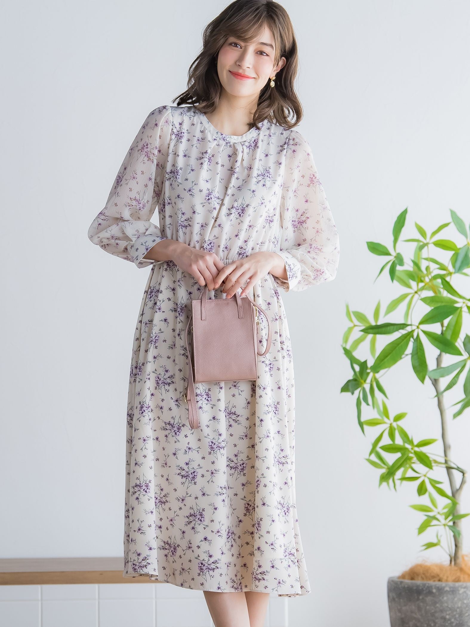 花柄シフォンワンピース ≪洗濯機で洗える≫