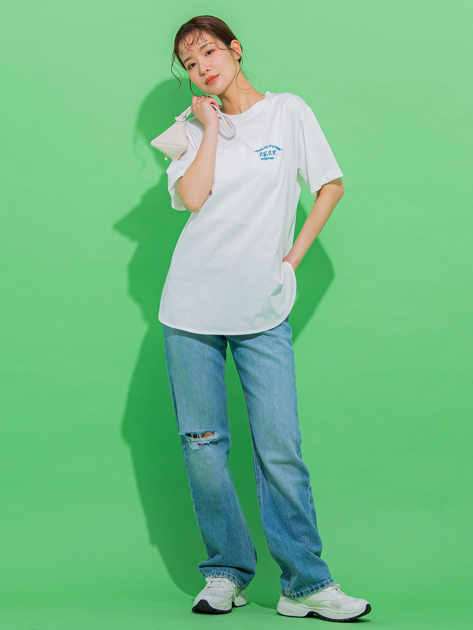 【一枚で決まる大人のTシャツ】ワンポイント刺繍Tシャツ《洗濯機で洗える》