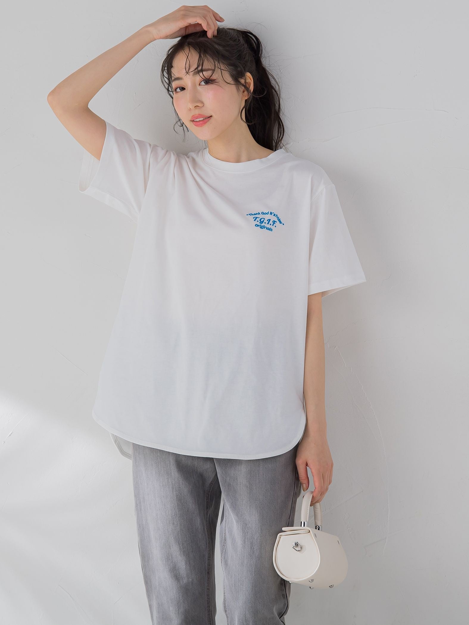 【一枚で決まる大人のTシャツ】ワンポイント刺繍Tシャツ《洗濯機で洗える》