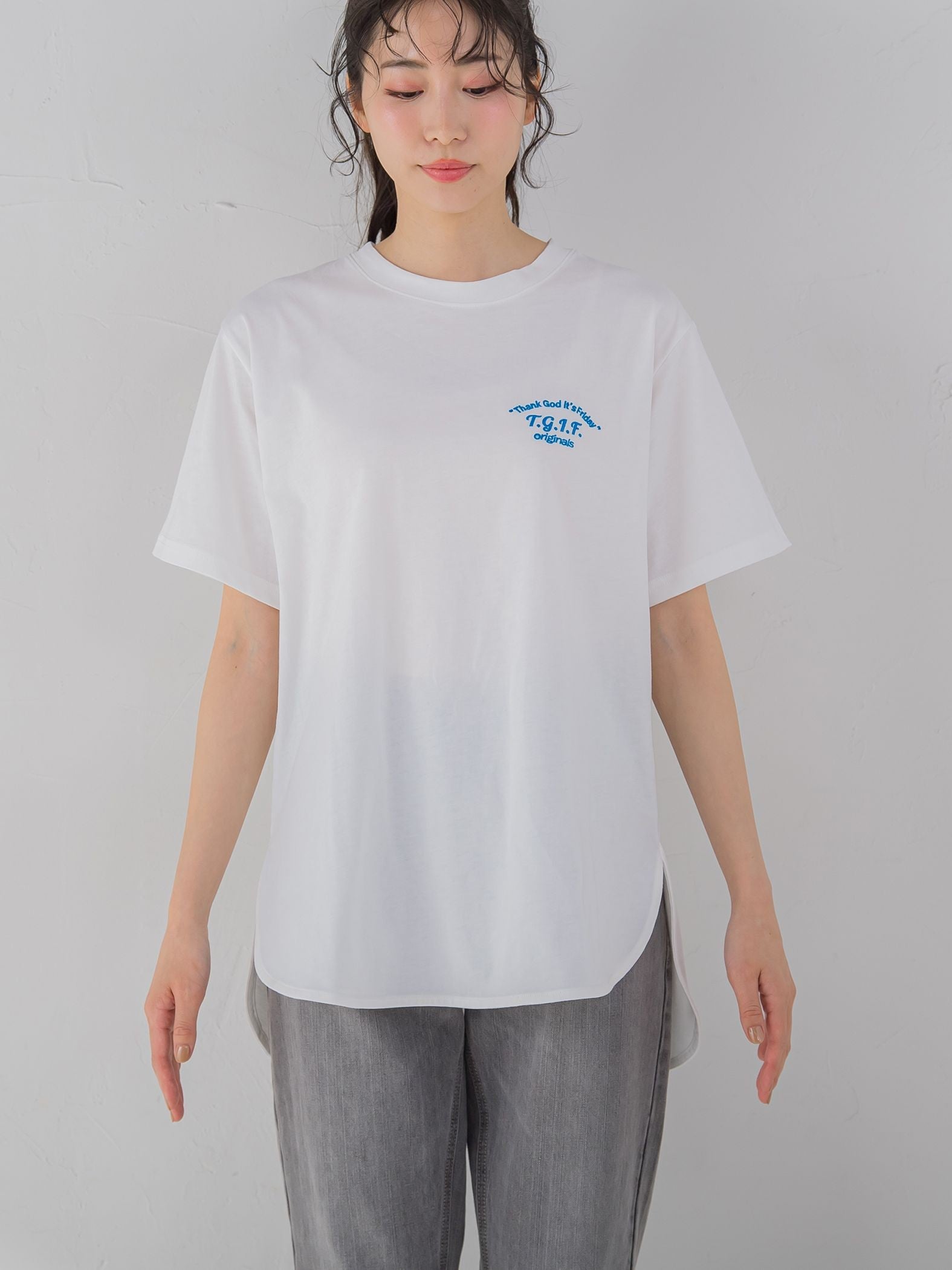 【一枚で決まる大人のTシャツ】ワンポイント刺繍Tシャツ《洗濯機で洗える》