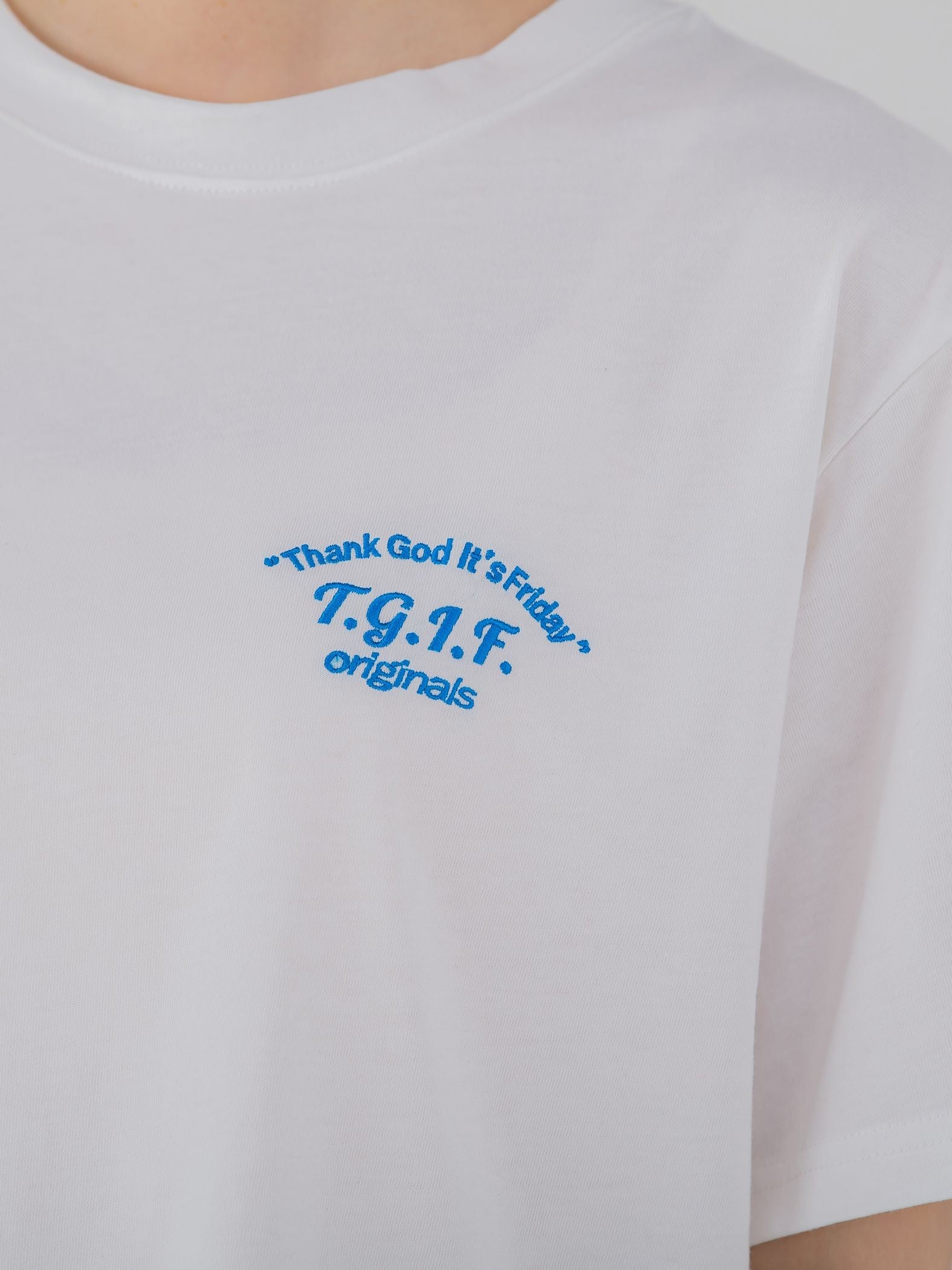 【一枚で決まる大人のTシャツ】ワンポイント刺繍Tシャツ《洗濯機で洗える》
