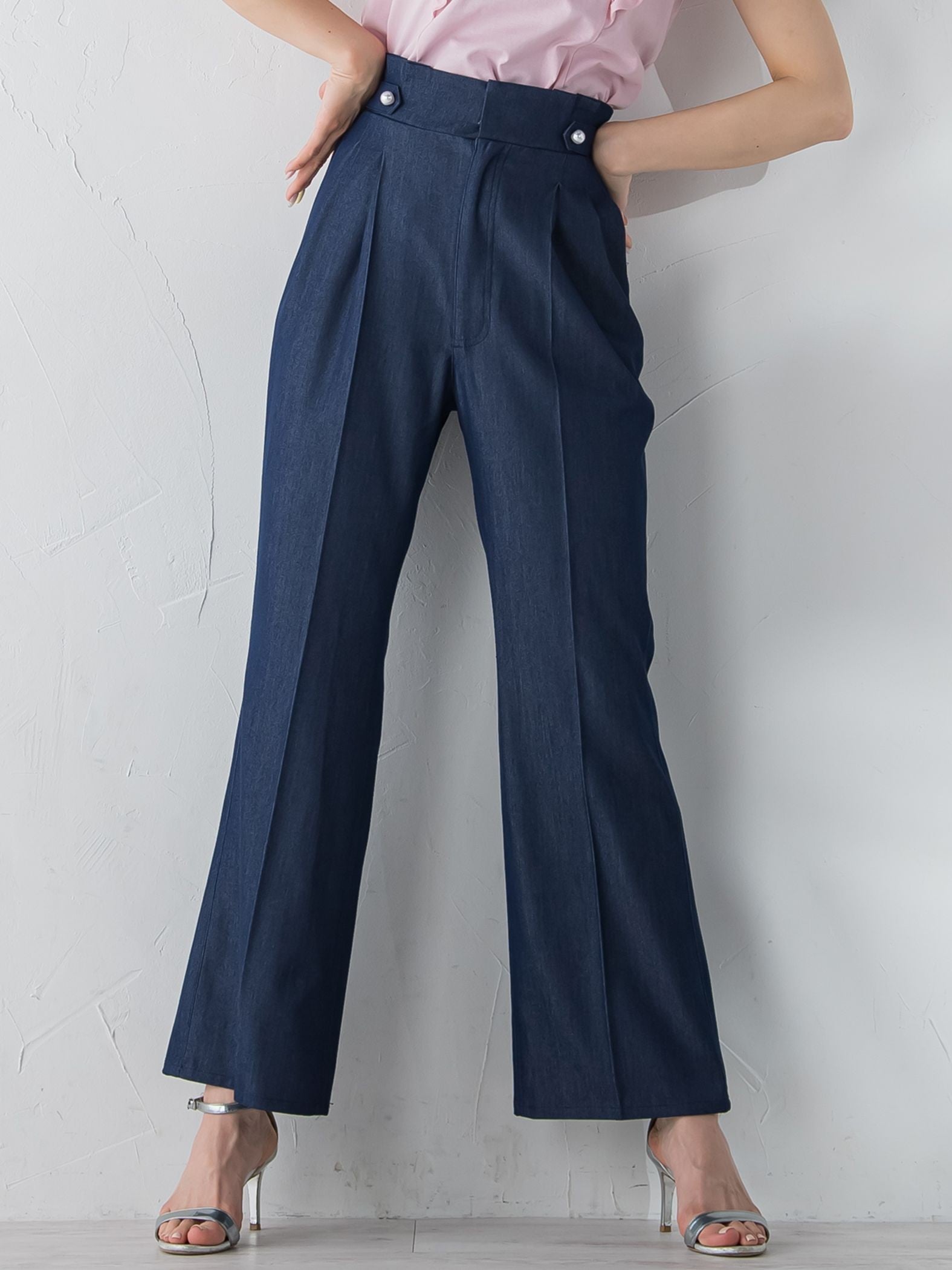 裾フレアストレッチデニムパンツ≪洗濯機で洗える≫