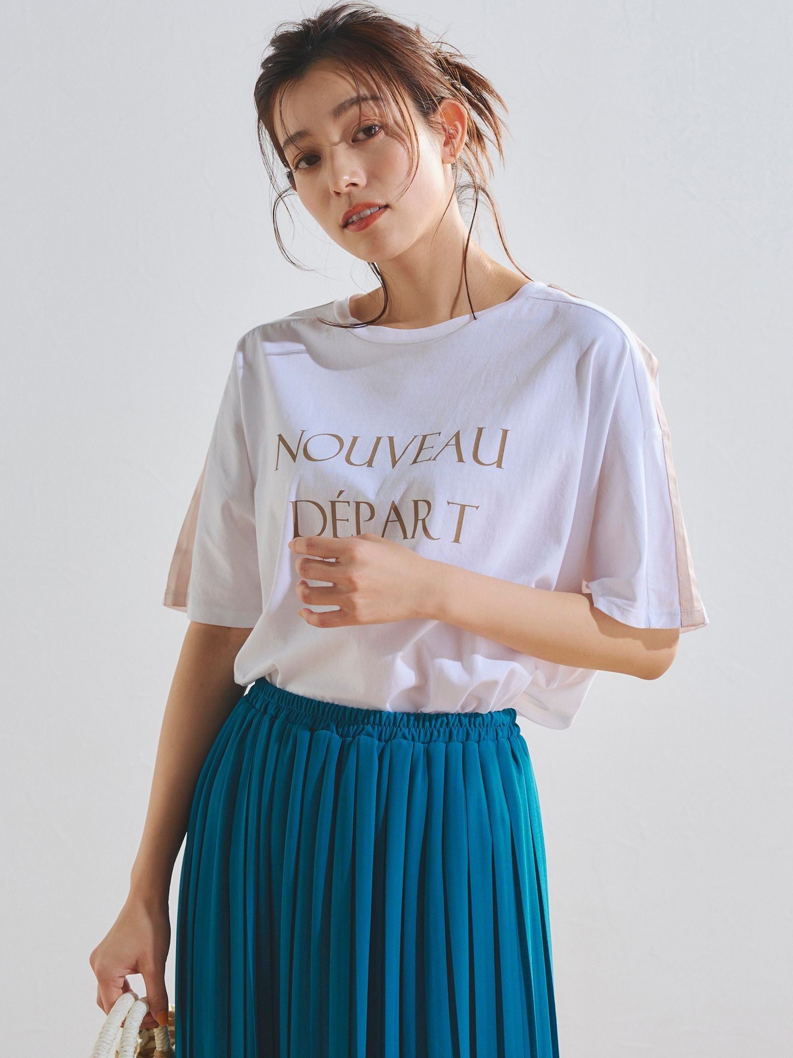 袖ラインロゴTシャツ