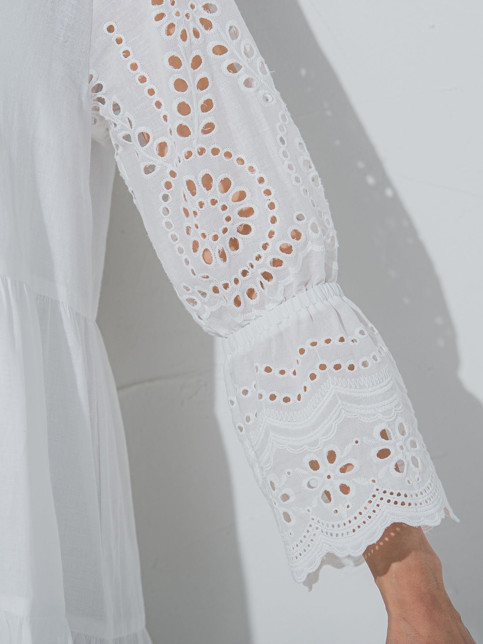 刺繍レースワンピース≪洗濯機で洗える≫