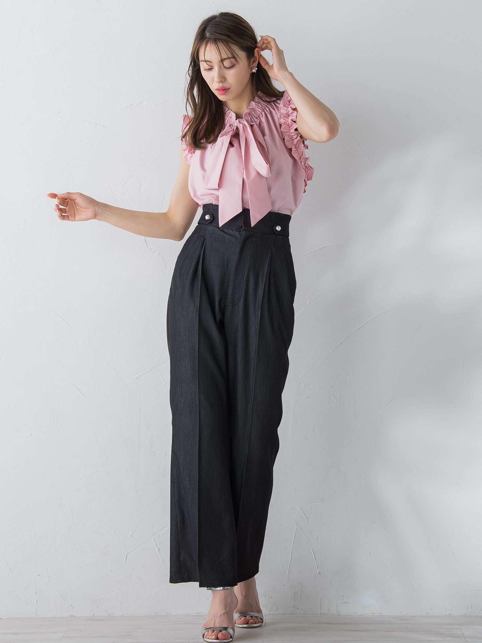 裾フレアストレッチデニムパンツ≪洗濯機で洗える≫