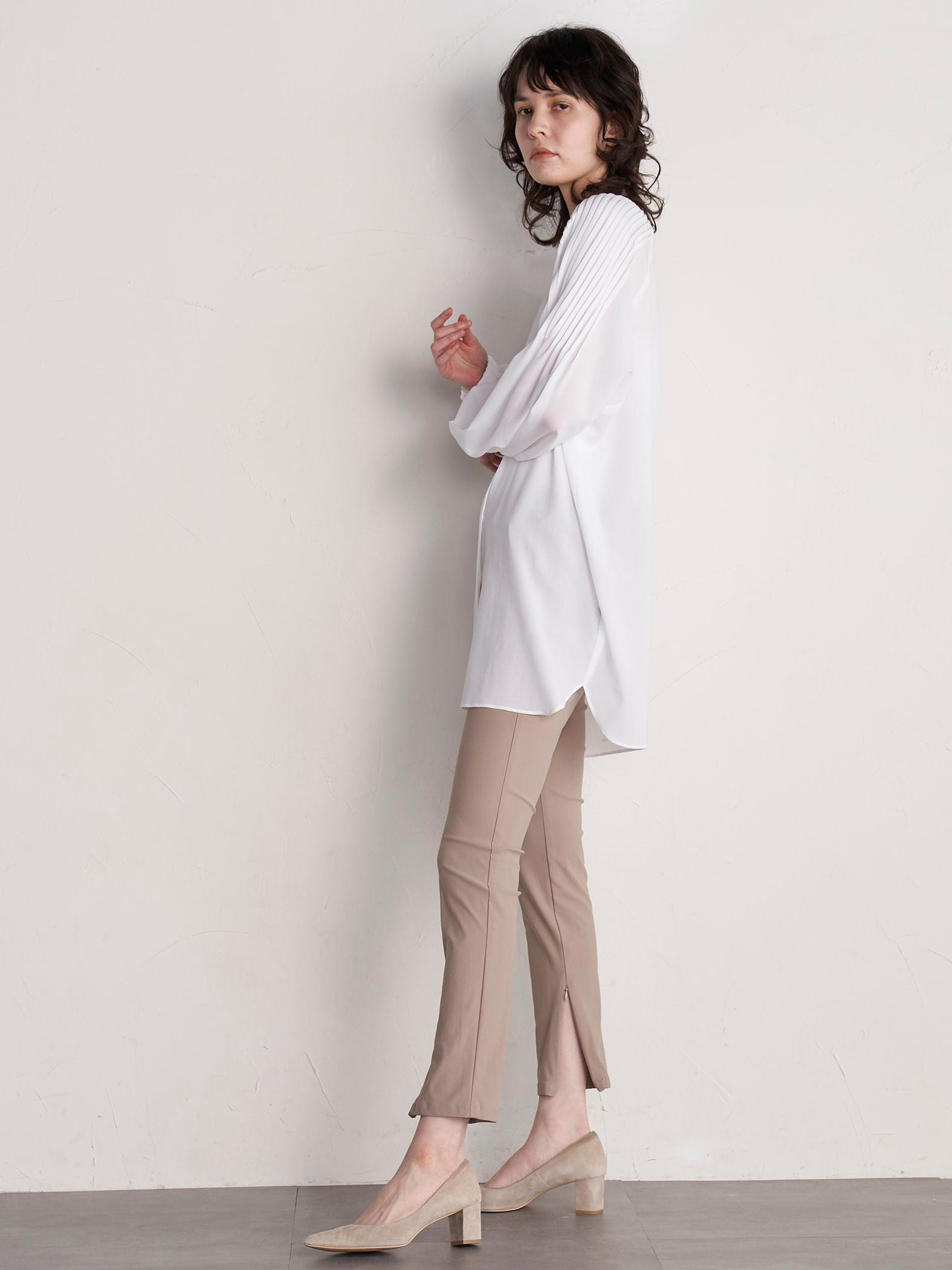 【WEB別注】メリルハイテンションスリットZIPパンツ《洗濯機で洗える》