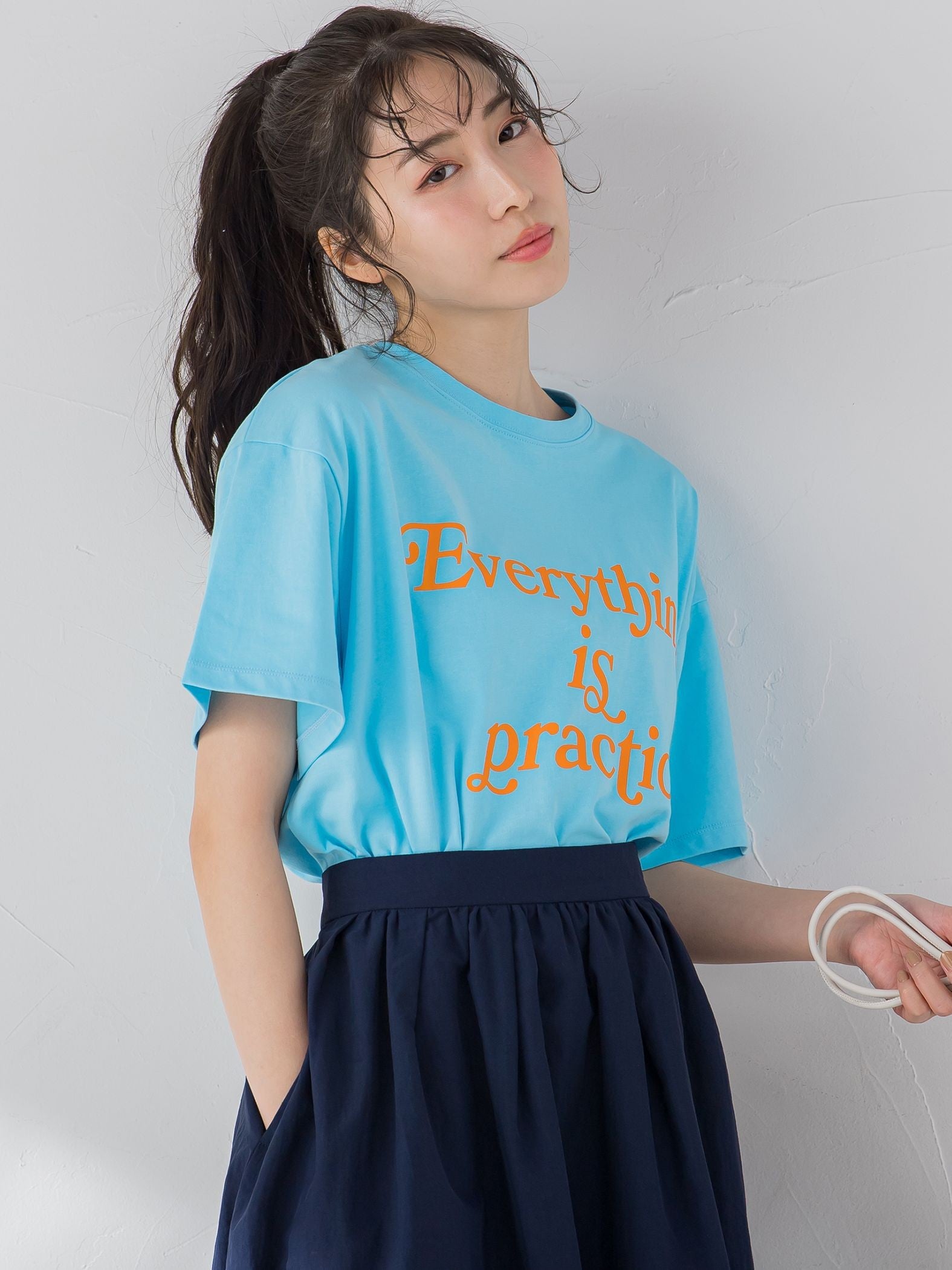 【大人も取り入れやすい】ロゴTシャツ《洗濯機で洗える》