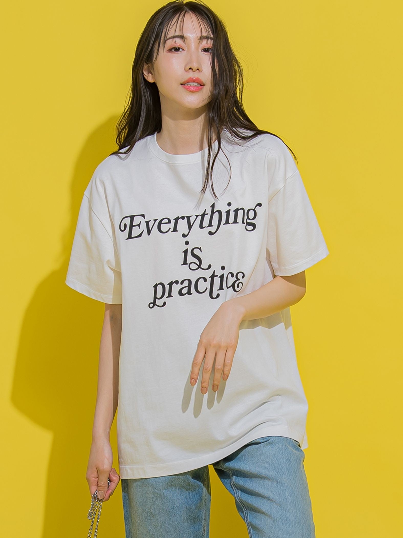 【大人も取り入れやすい】ロゴTシャツ《洗濯機で洗える》