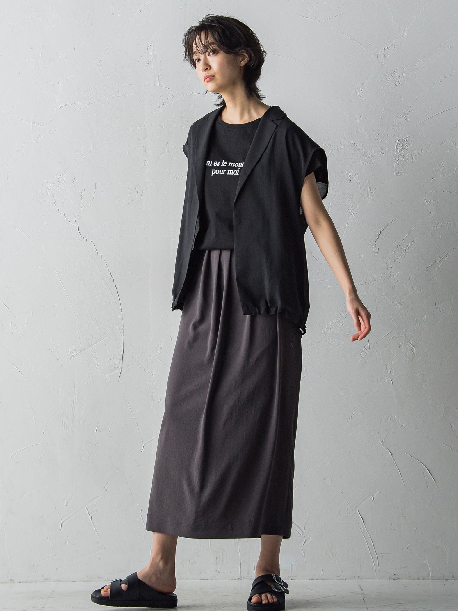 星刺繍タックショルダーロゴTシャツ≪洗濯機で洗える≫