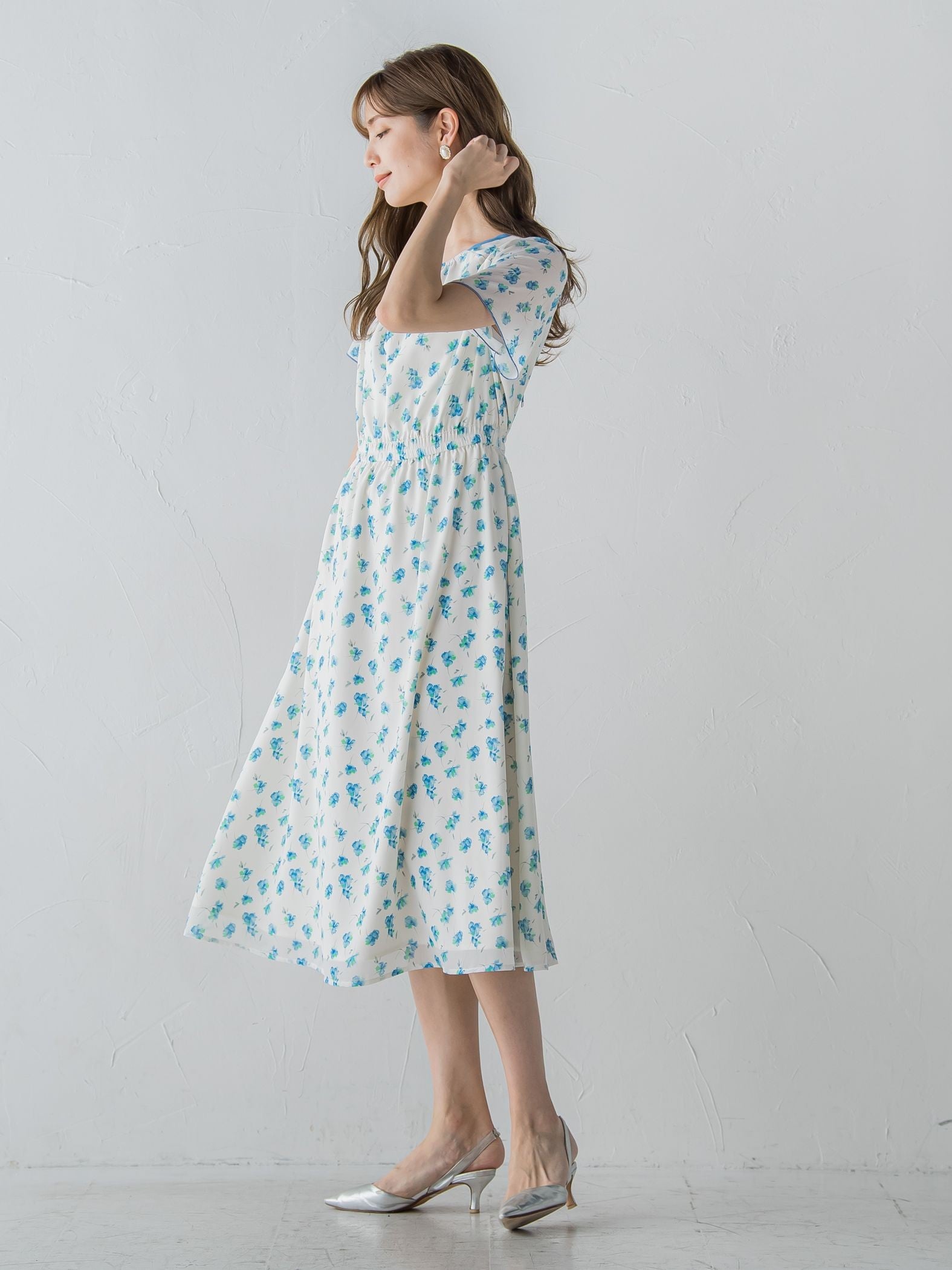 小花柄シアーワンピース ≪洗濯機で洗える≫