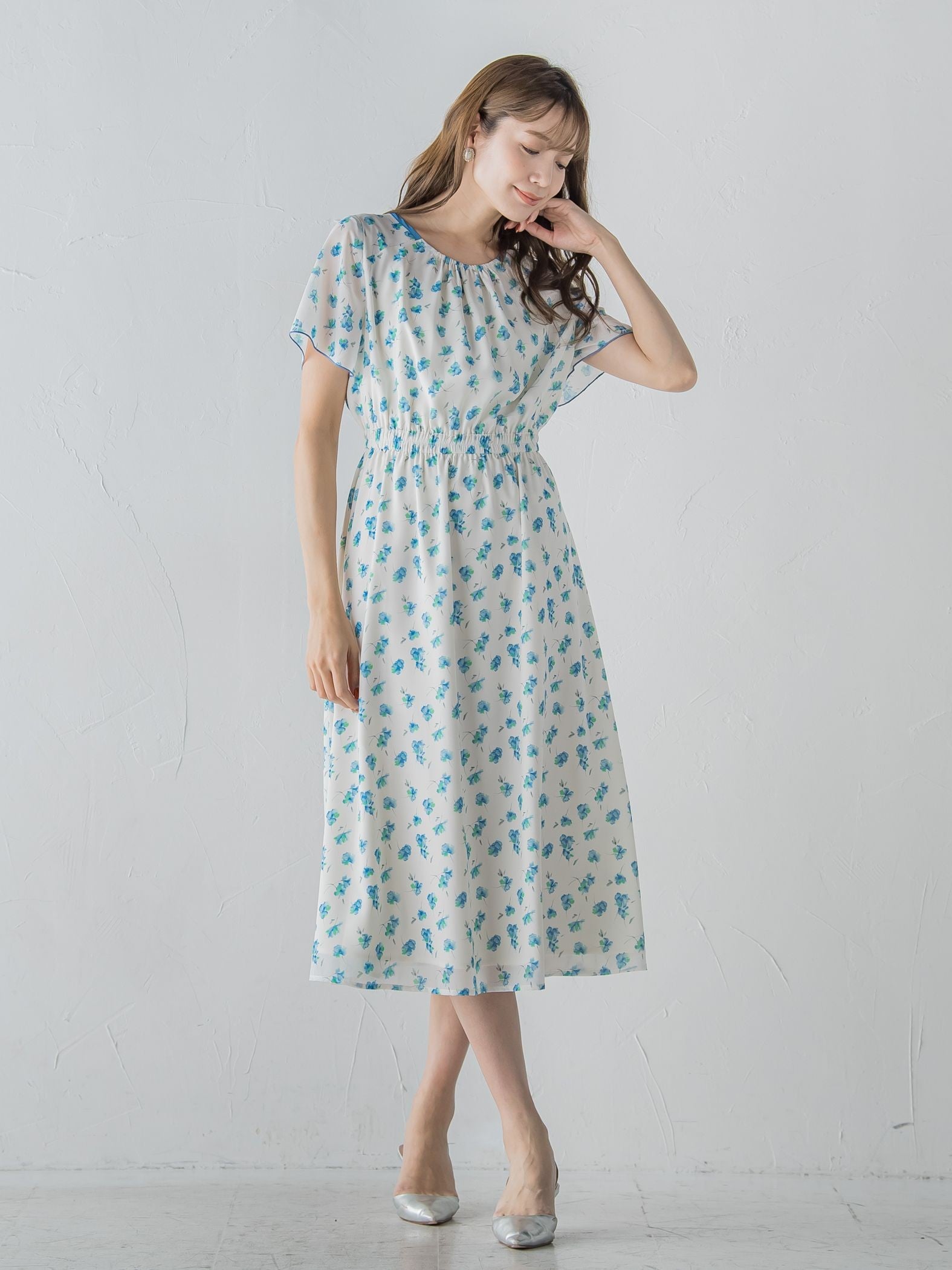 小花柄シアーワンピース ≪洗濯機で洗える≫