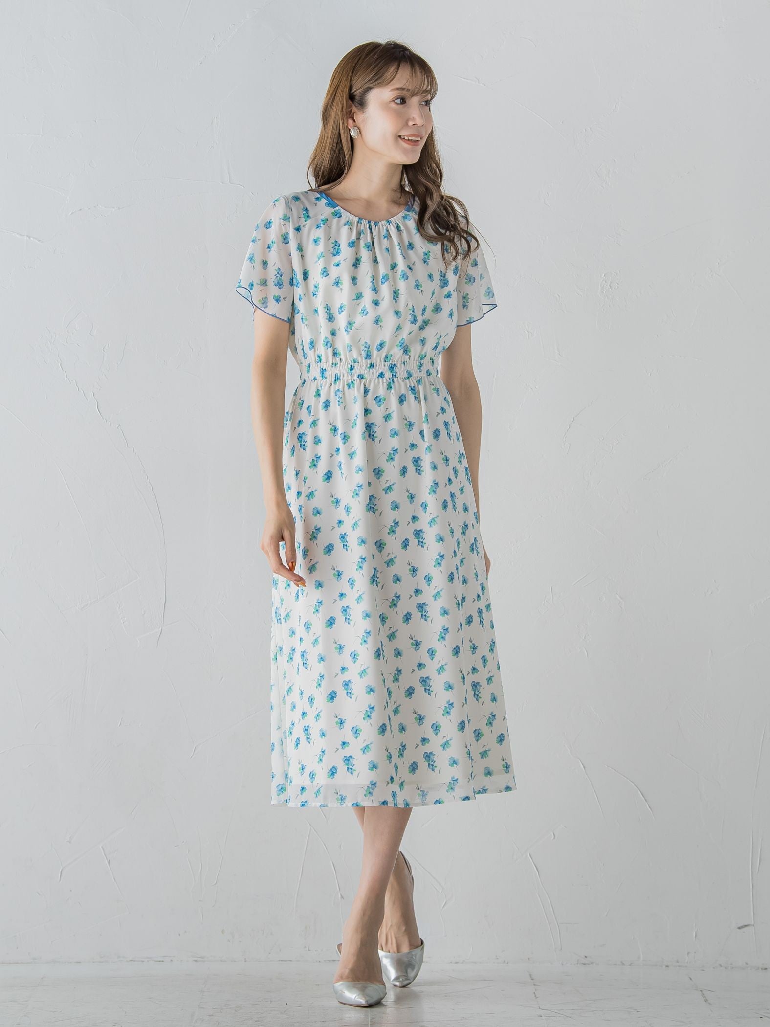 小花柄シアーワンピース ≪洗濯機で洗える≫