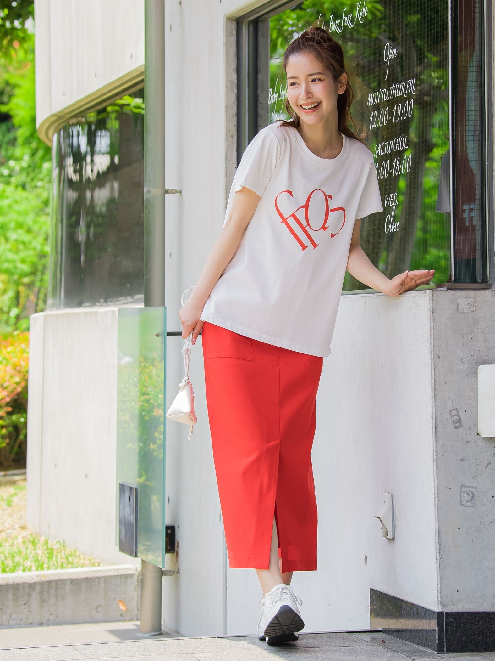 【大人も取り入れやすい1枚】ロゴTシャツ《洗濯機で洗える》